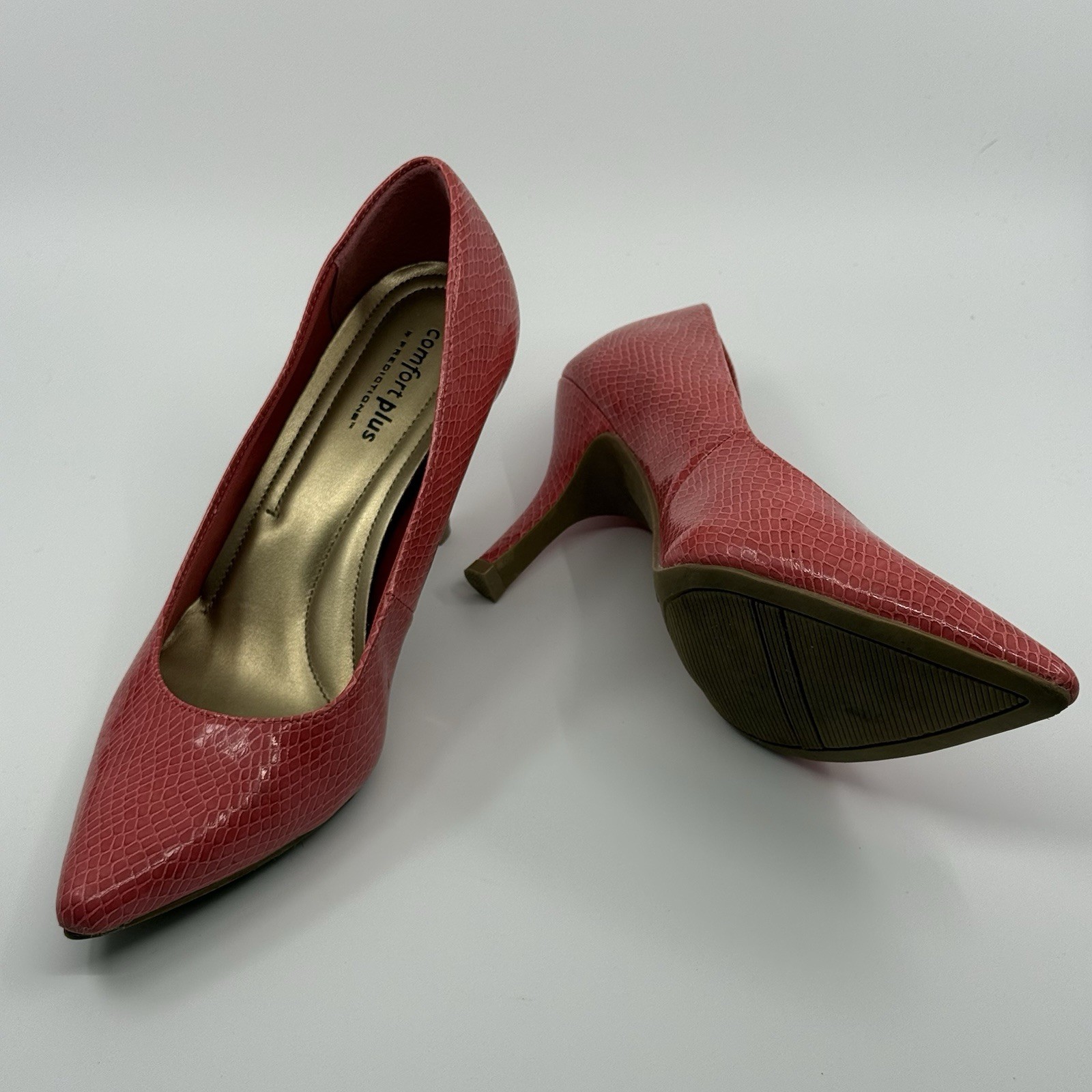 Comfort Plus By Predictions Womens Snake Print Pink Pointed-Toe Pumps Size 7M