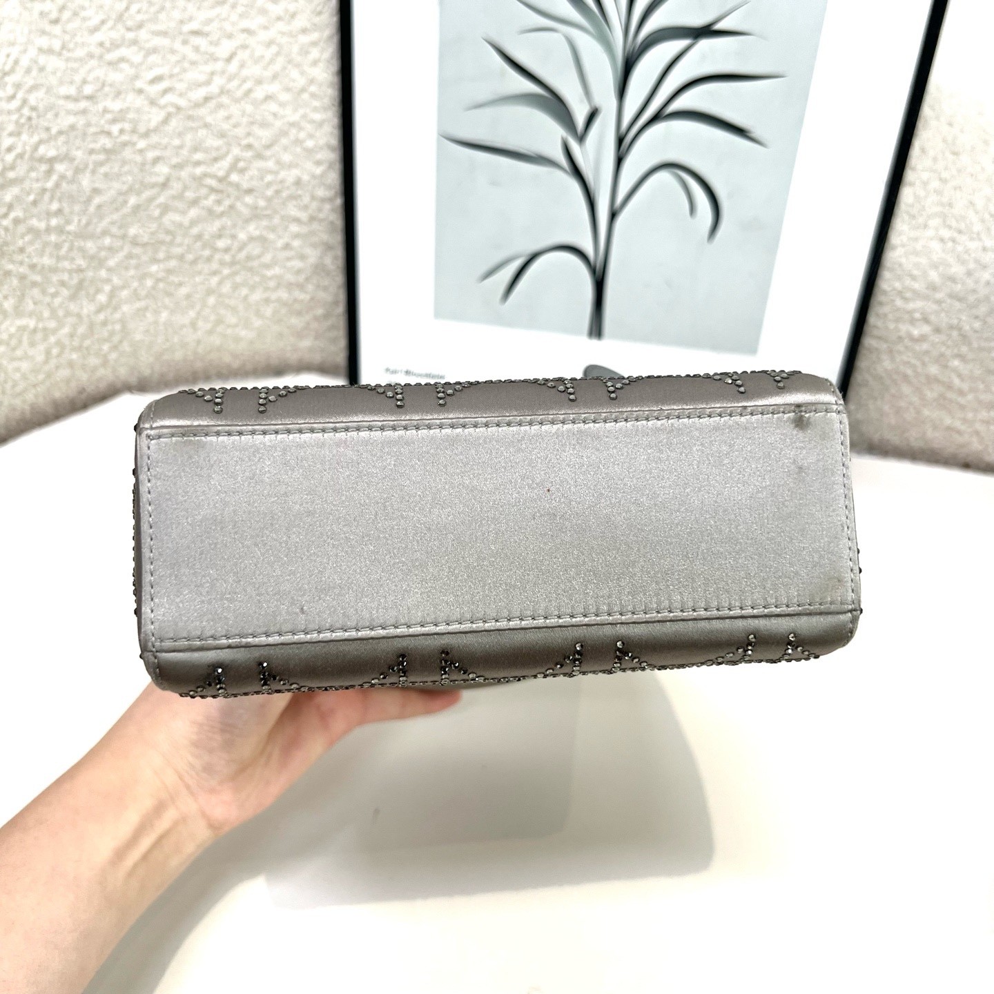 Dior Pre-Owned Authentic Satchel Silver Base length: 17 Silver