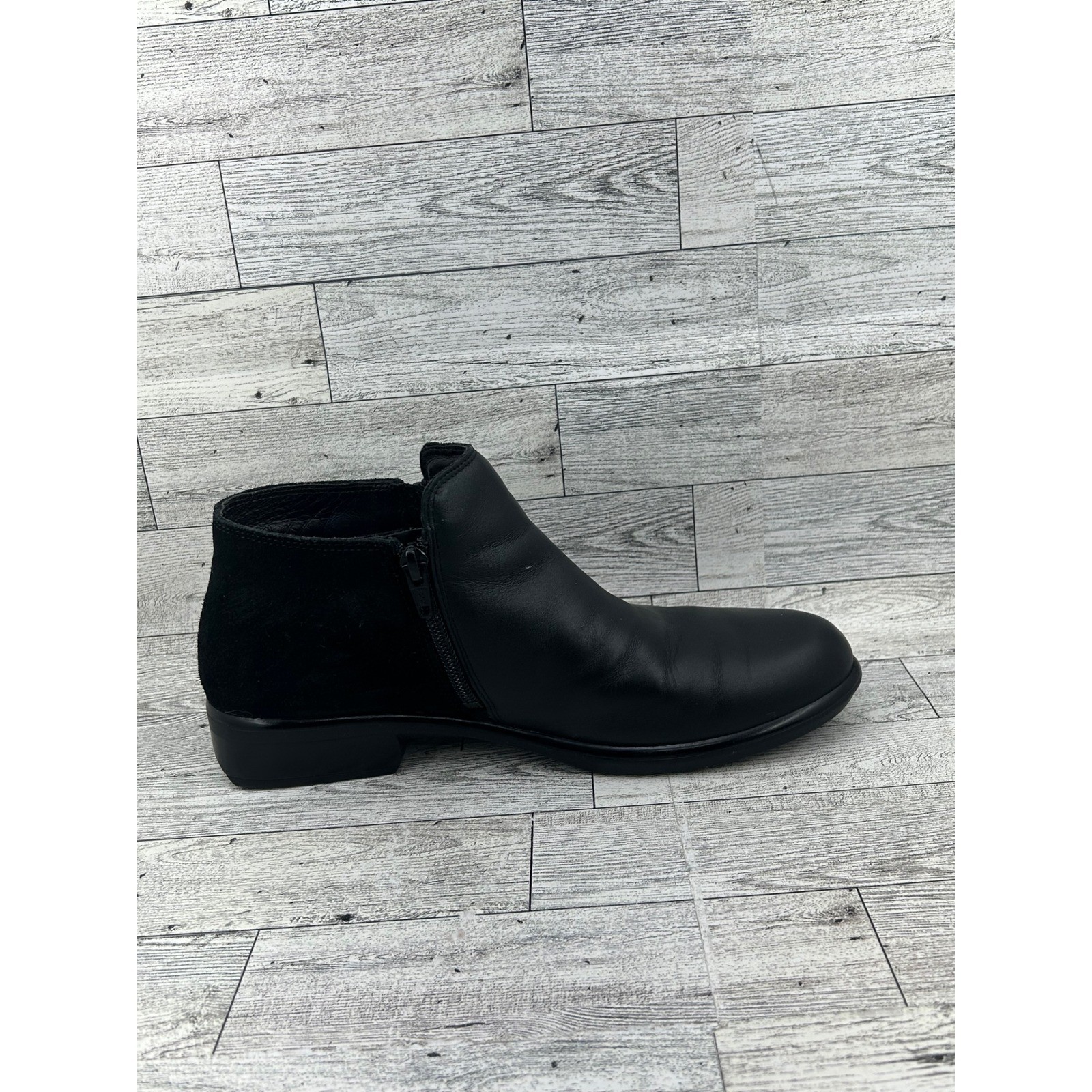 Naot Black Leather Suede Dual Zip Ankle Boots Women Size EU 40 US 9-9.5