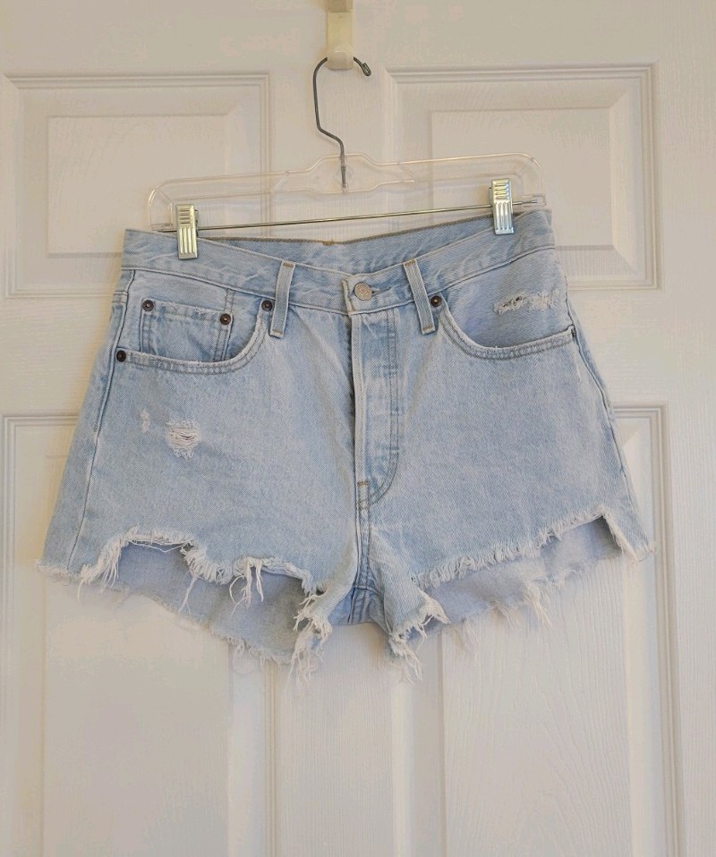 Levi’s Premium 501 Women’s W28 High Rise Button Fly Denim Cut Off Shorts Blue