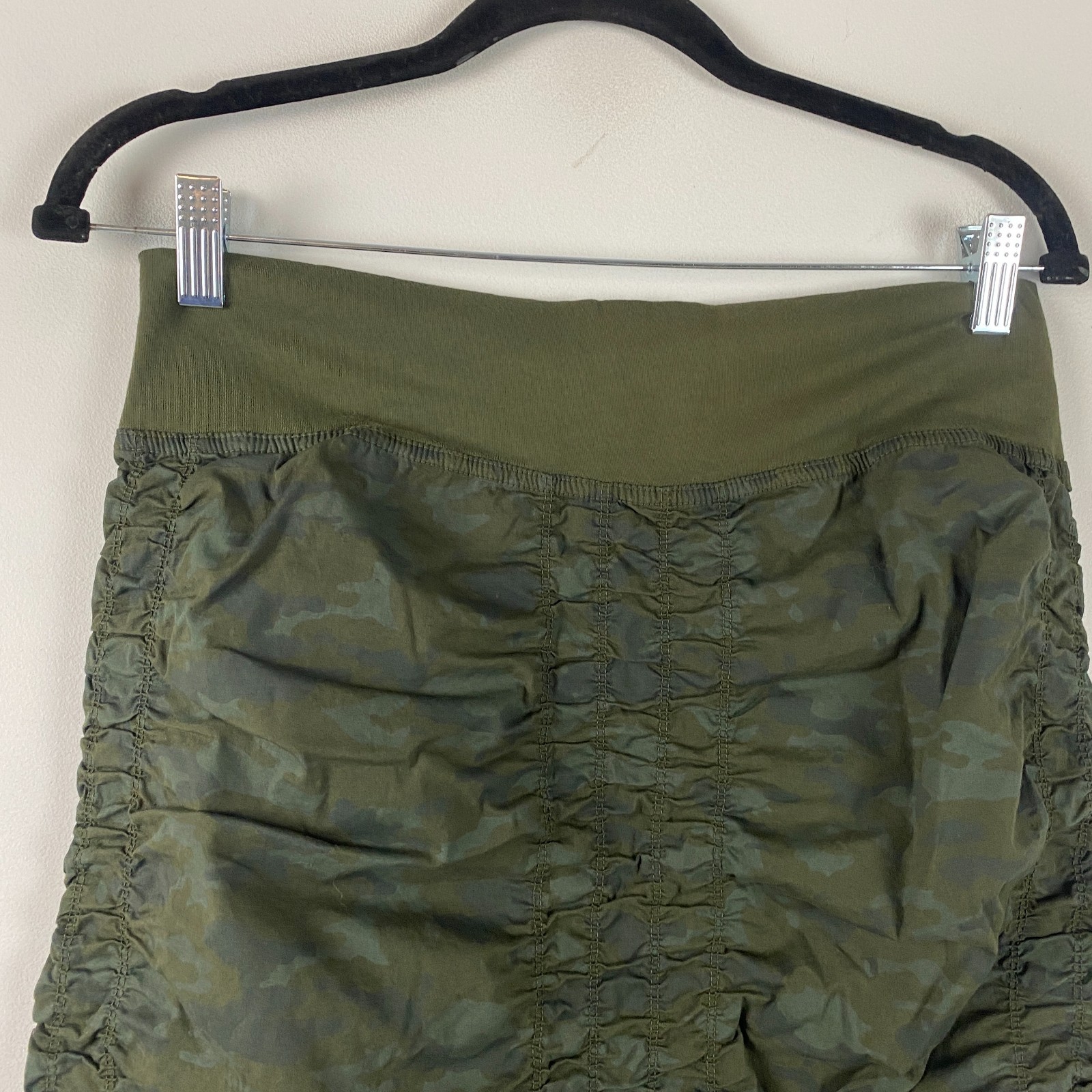 XCVI Wearables Trace Skirt Size Small Green Camo Pull On Ruched