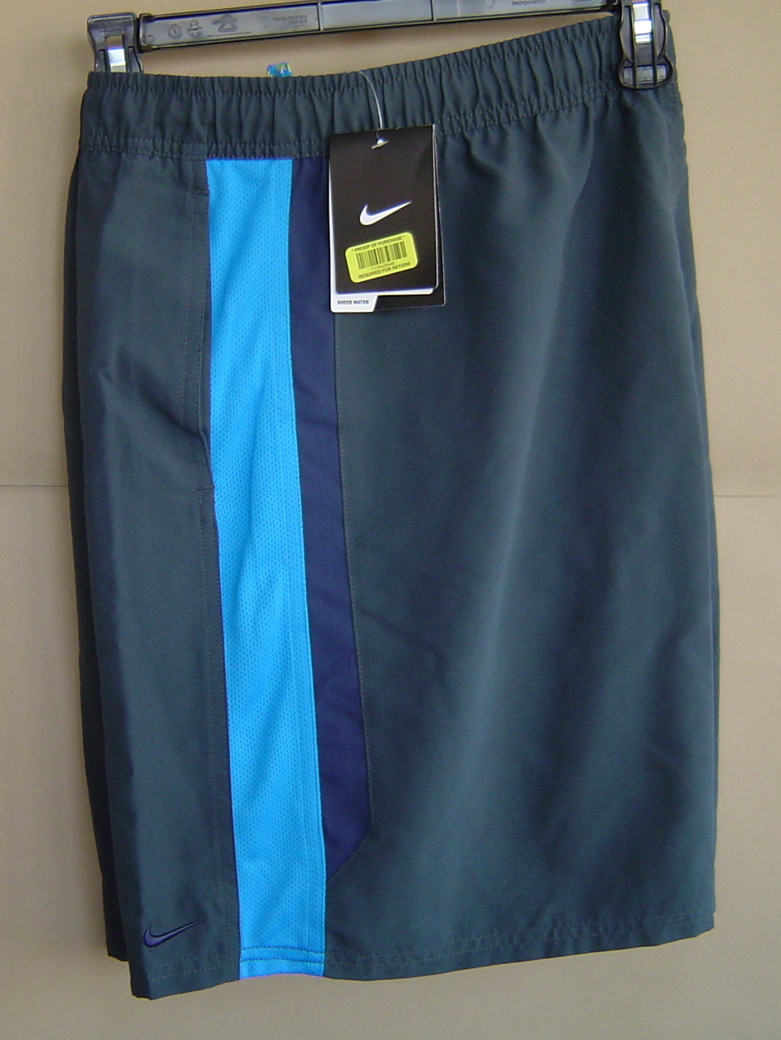 NWT $46 NIKE SWIM Mens XL CORE VELOCITY 7″ VOLLEY SHORT Grey QUICK DRY NESS6351