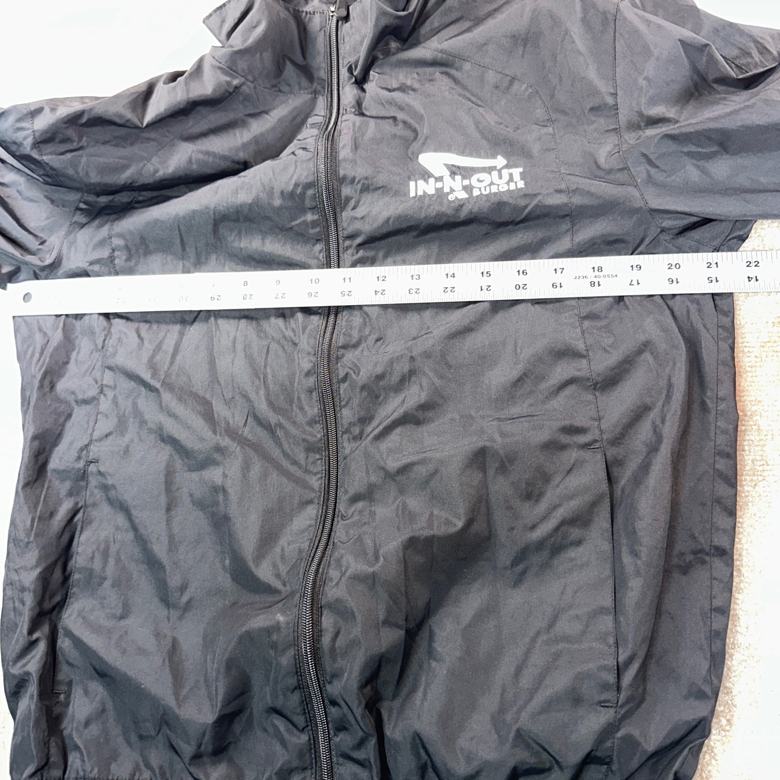 In-N-Out Burger Windbreaker Jacket Black Full Zip Employee Uniform Logo Mens L