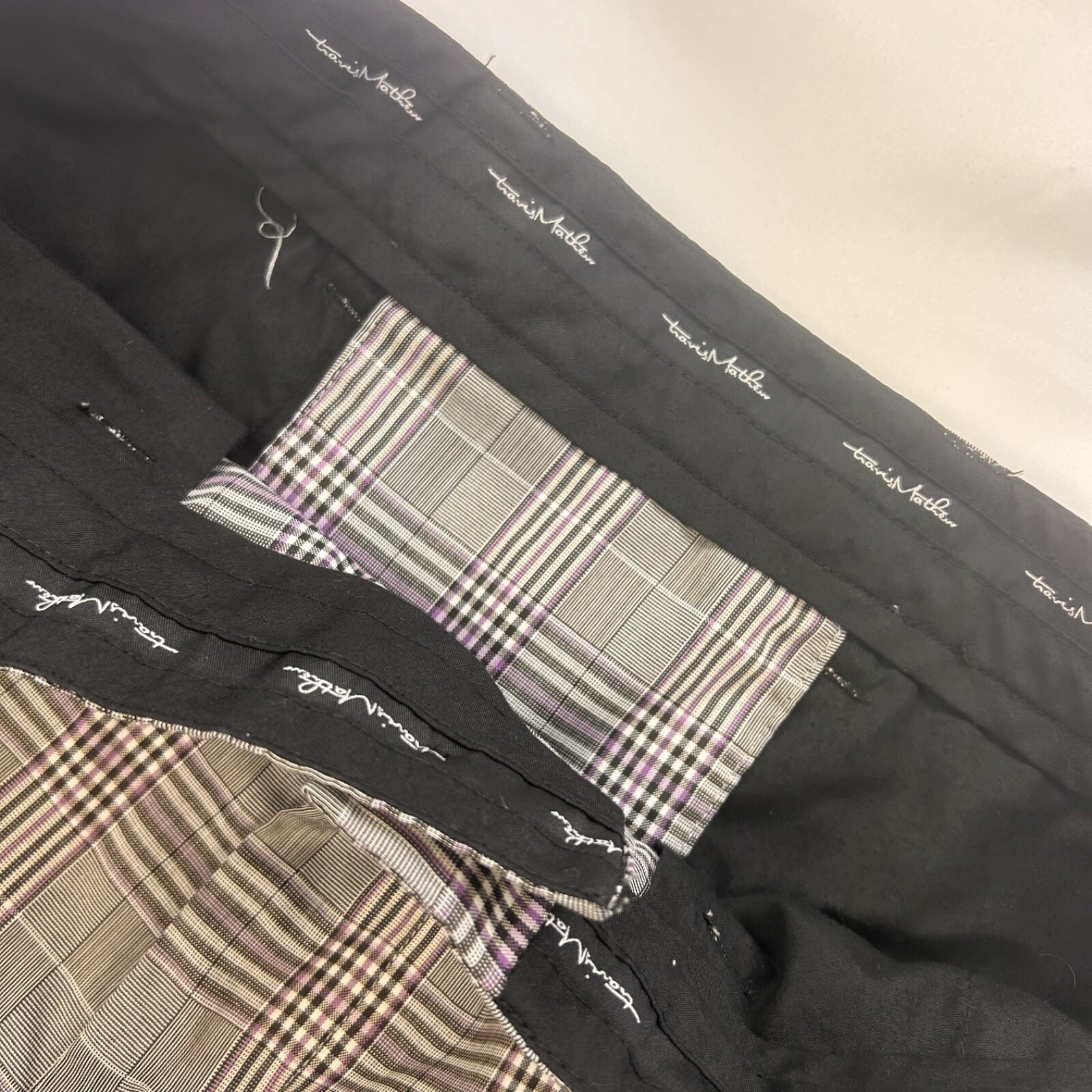 Travis Mathew Men Black Purple Madras Polyester Golf Shorts 32