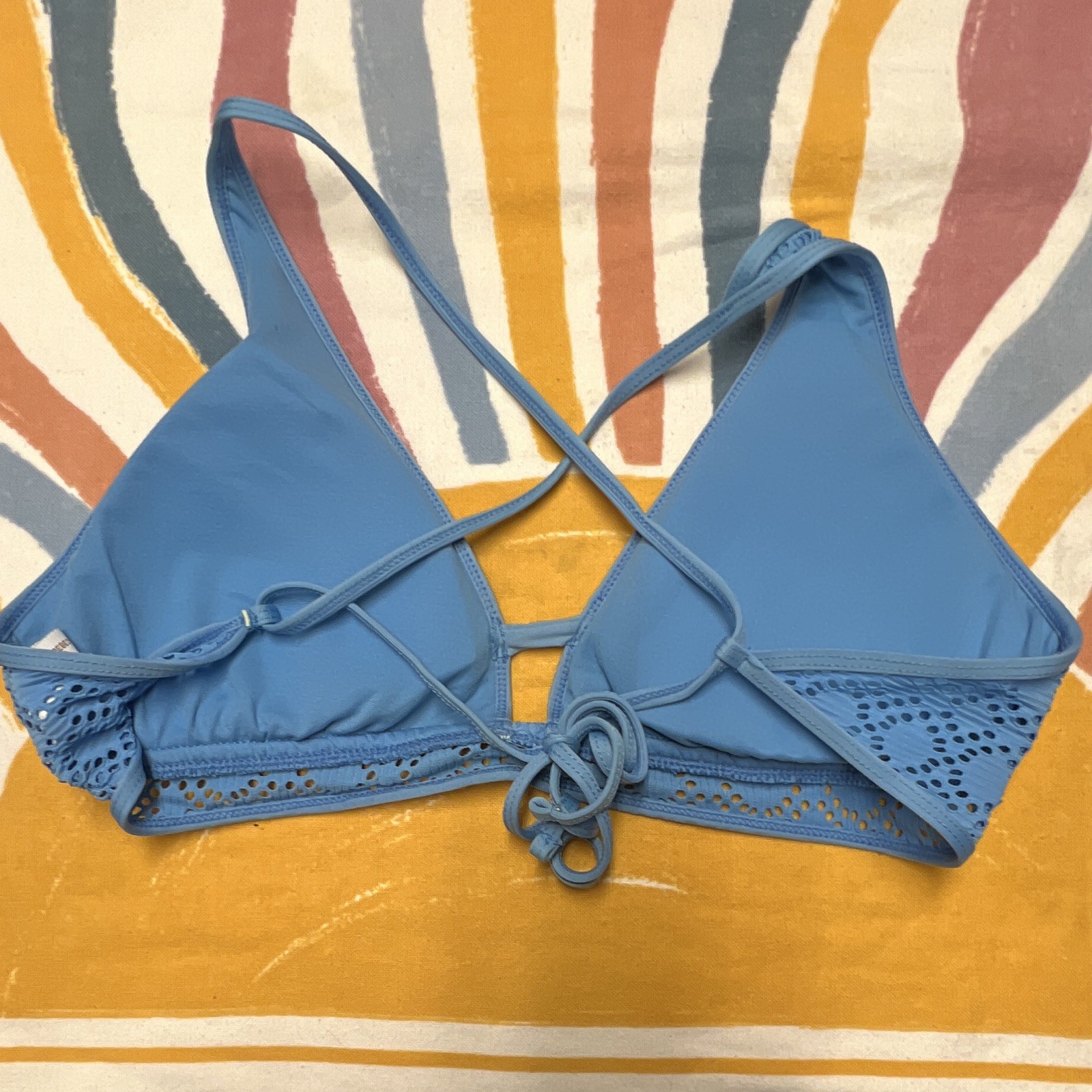 Rebecca Virtue Women’s Blue Solid CrochetHalterBikiniTopLined Size L B Cup 224.5