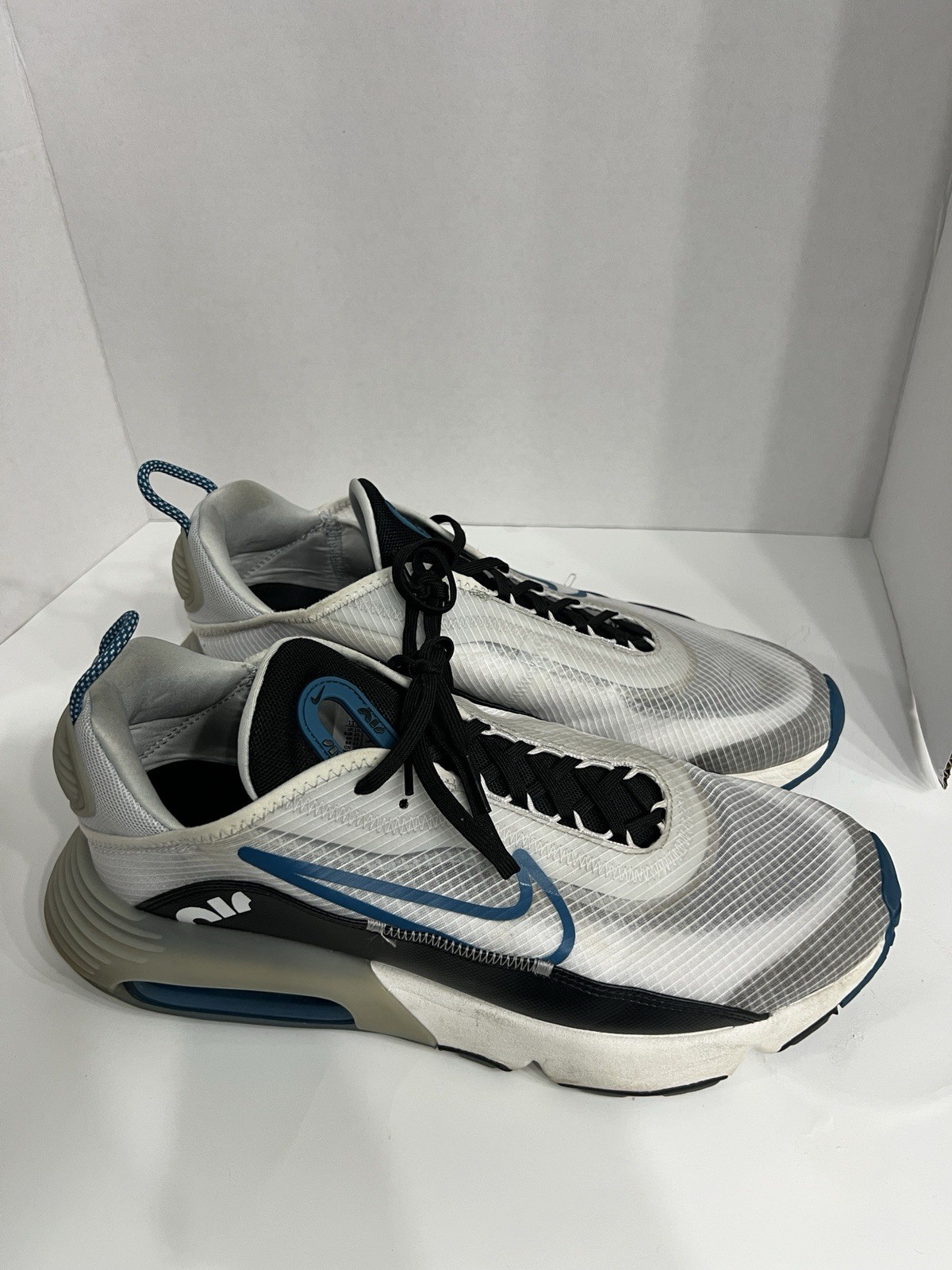 Size 11.5 – Nike Air Max 2090 Green Abyss