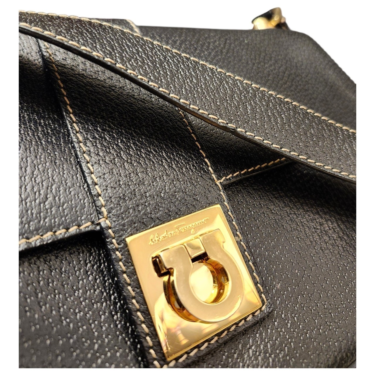 Vintage Salvatore Ferragamo Handbag Leather Black AB-21 1827