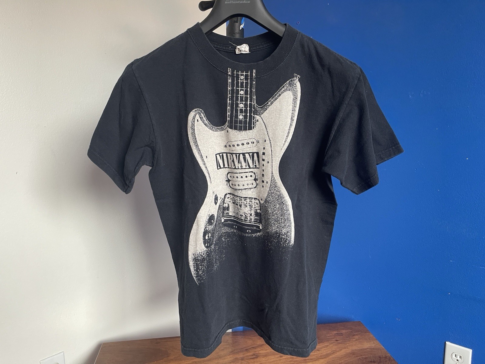 Vintage Early 2000’s Nirvana Fender Guitar Neck T-Shirt Anvil Tag Black Grunge