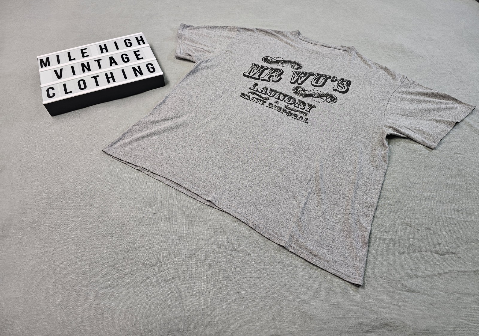 Retro Men’s Deadwood Shirt XL Mr Wu Pig Farm Laundry Tee Gray Television Show TV