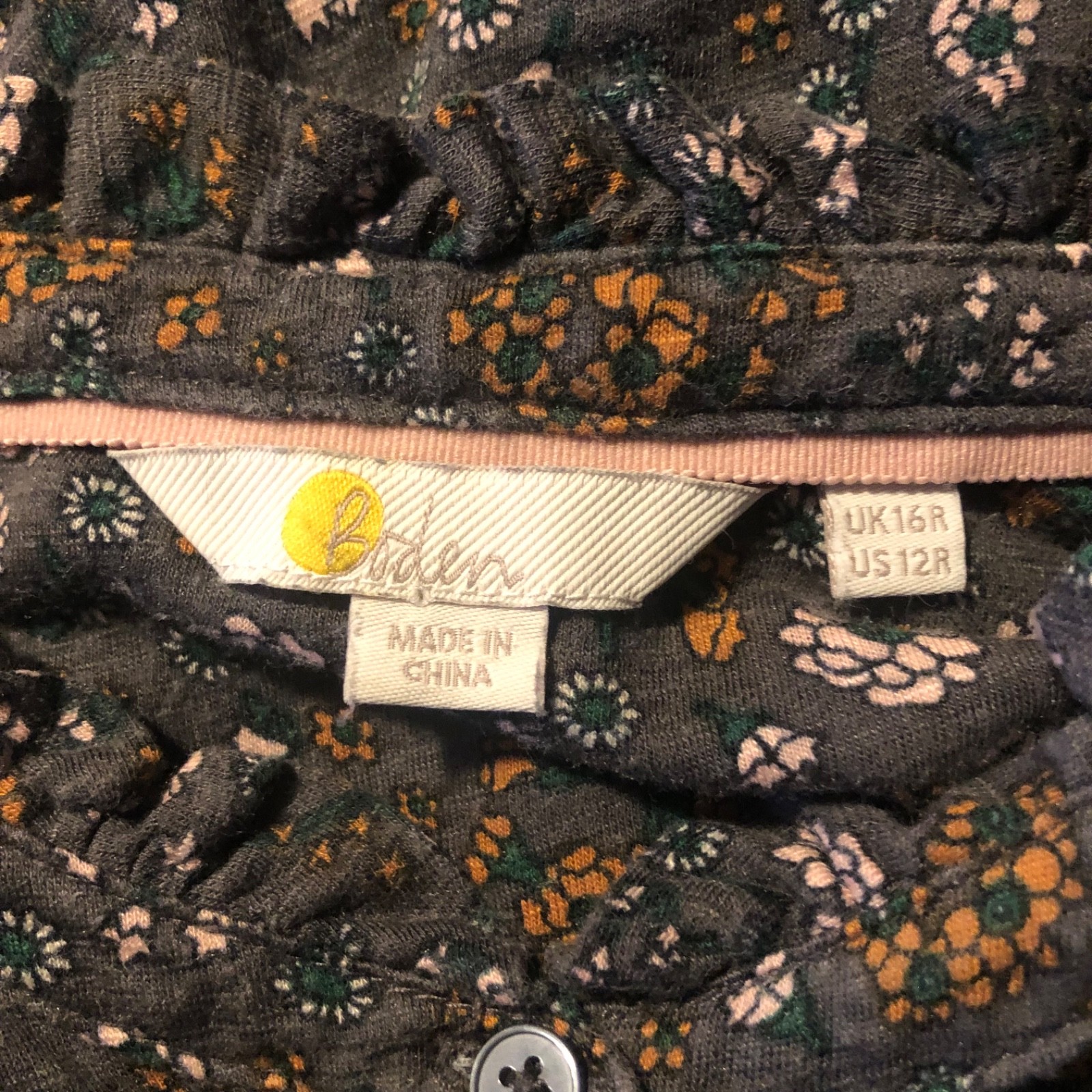 Boden Ditzy Floral Print Gray Ruffle Blouse Women’s Size 12 Boho Cottagecore