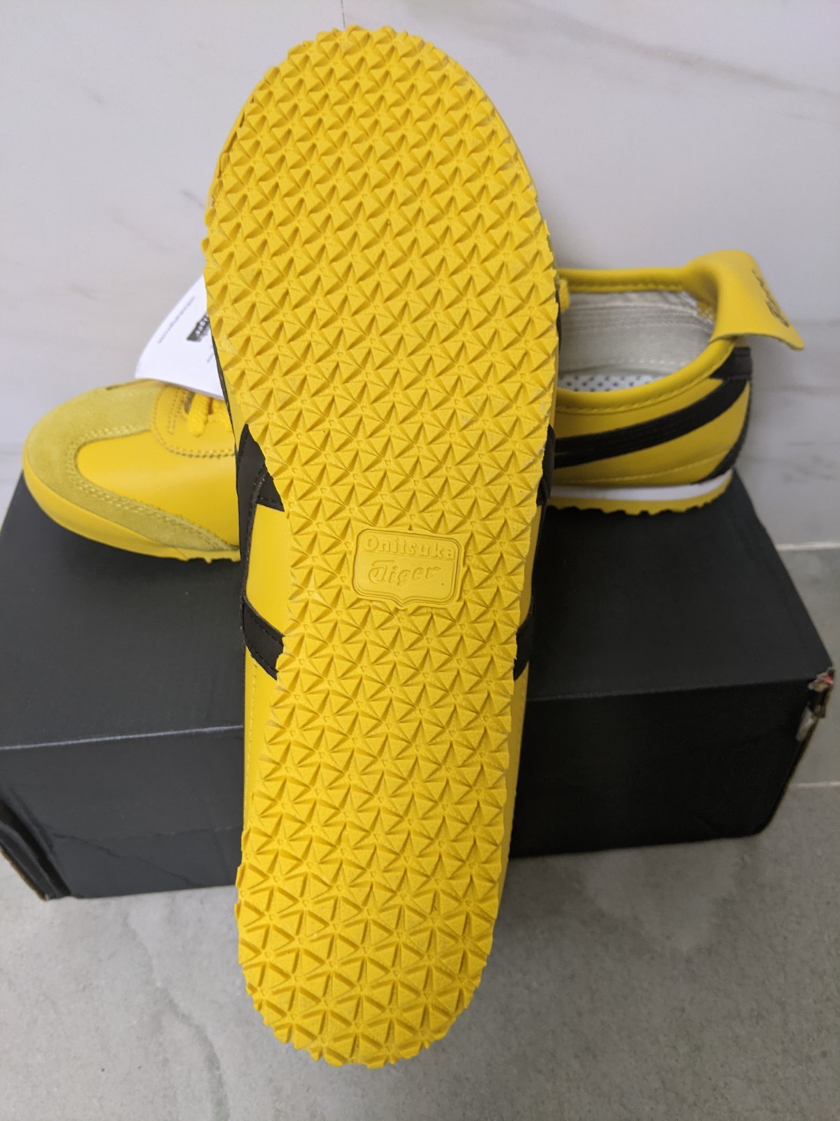 Onitsuka Tiger Mexico 66 Yellow Black Low Top Sneakers Shoes Unisex