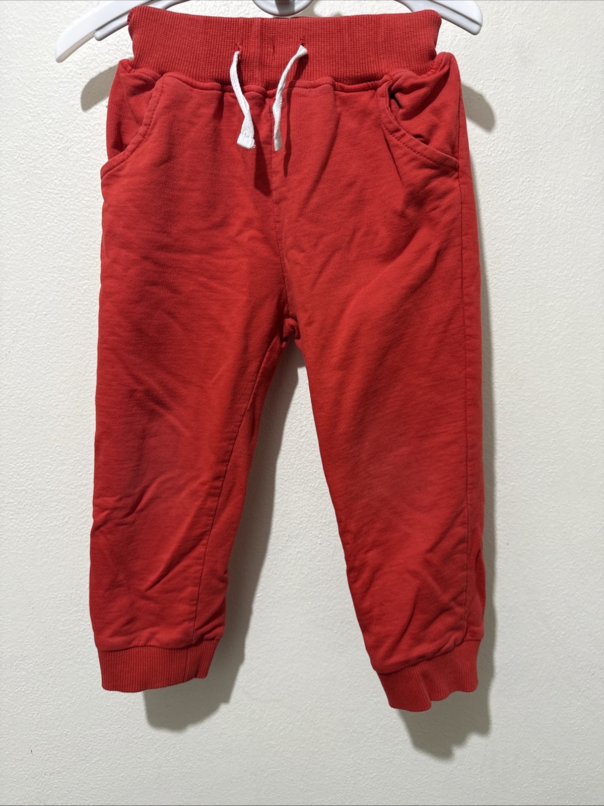 14 pants brands listed below , 2 sets and shorts boys size 3T