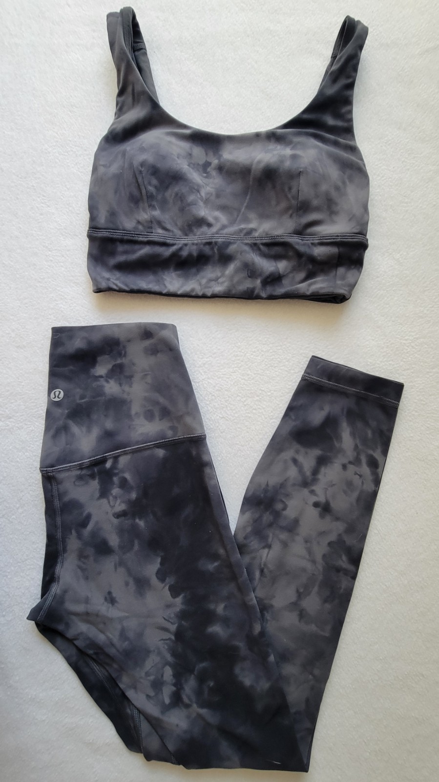 Under Armour Sports Padded Bra Leggings 2 PC Set Athletic Workout Gym size 4