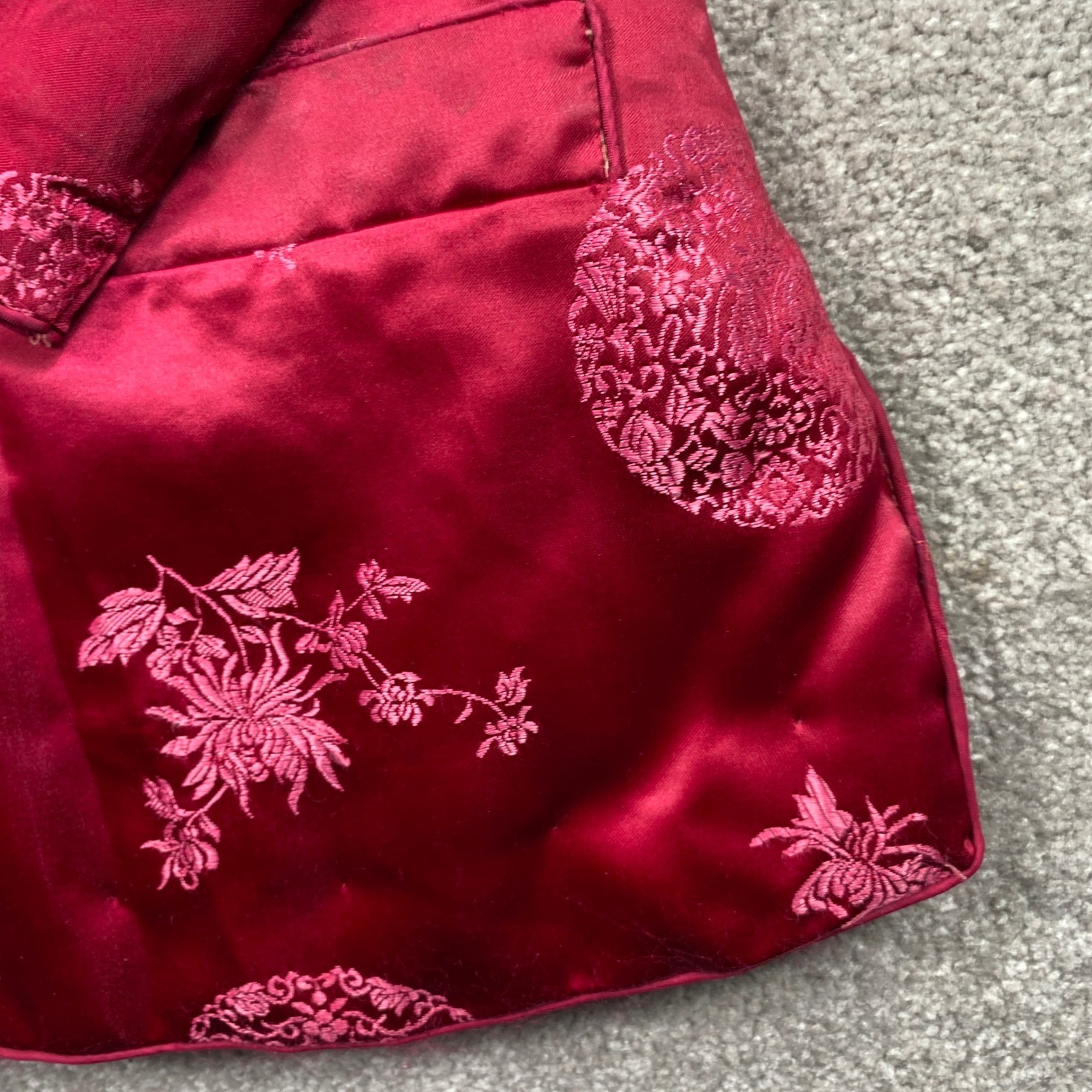 Chong Shin Brocade Jacket Red Silk Blend Mandarin Collar Dragon Floral Pattern