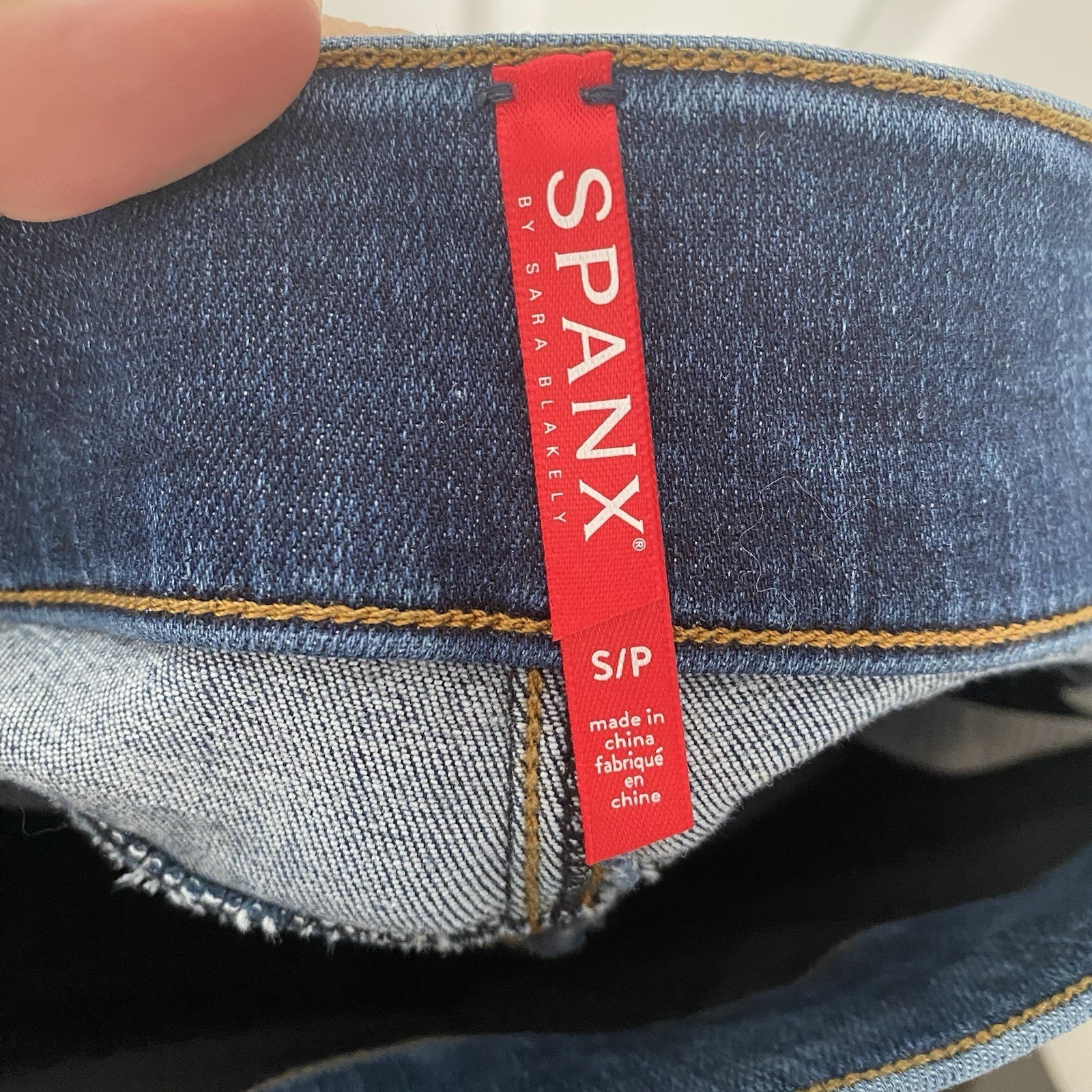 NWT Spanx Pull On Jean Leggings Distressed Size Small