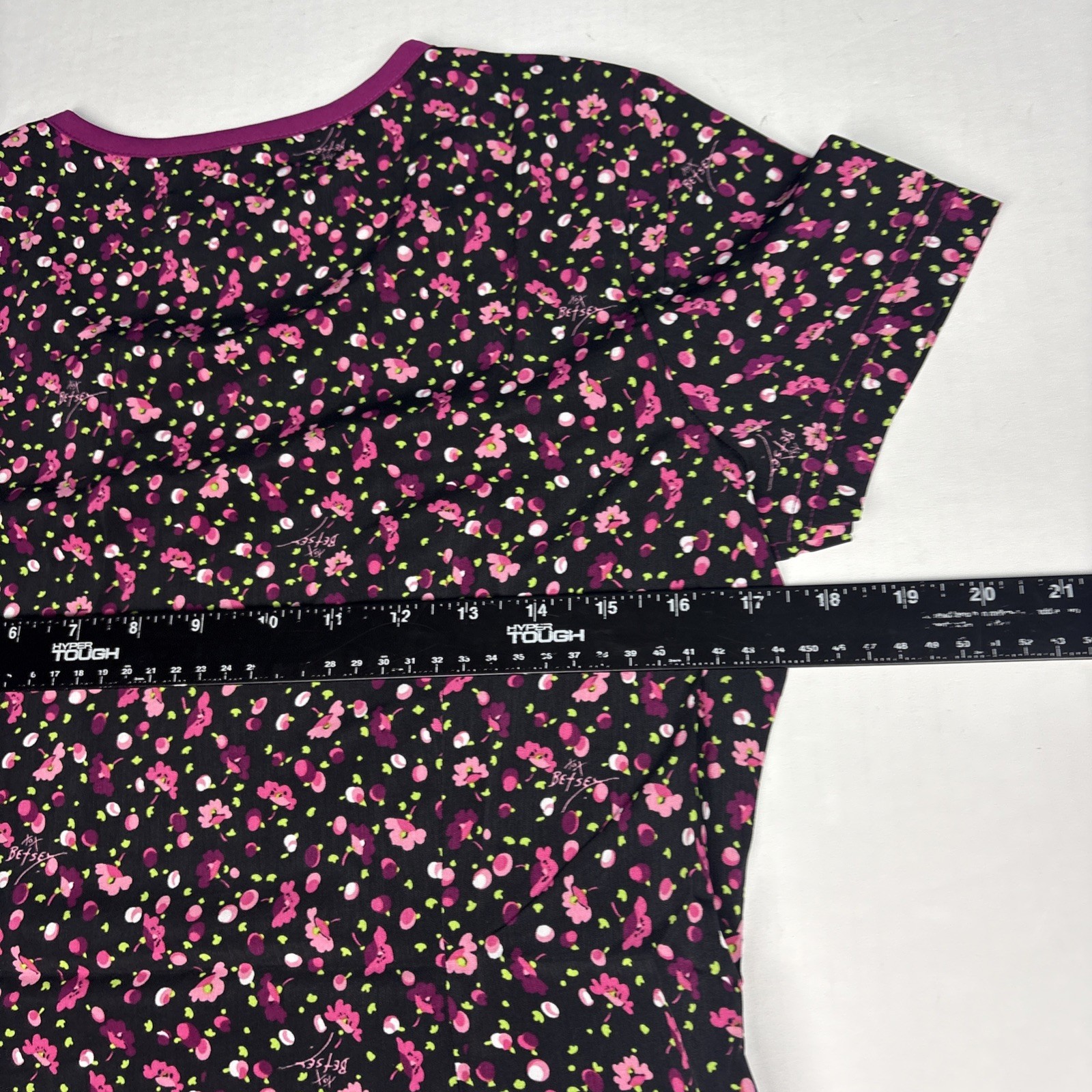 Betsy Johnson Koi Women XS Scrub Top Rose Ditsy Floral Raspberry New Tags Poly