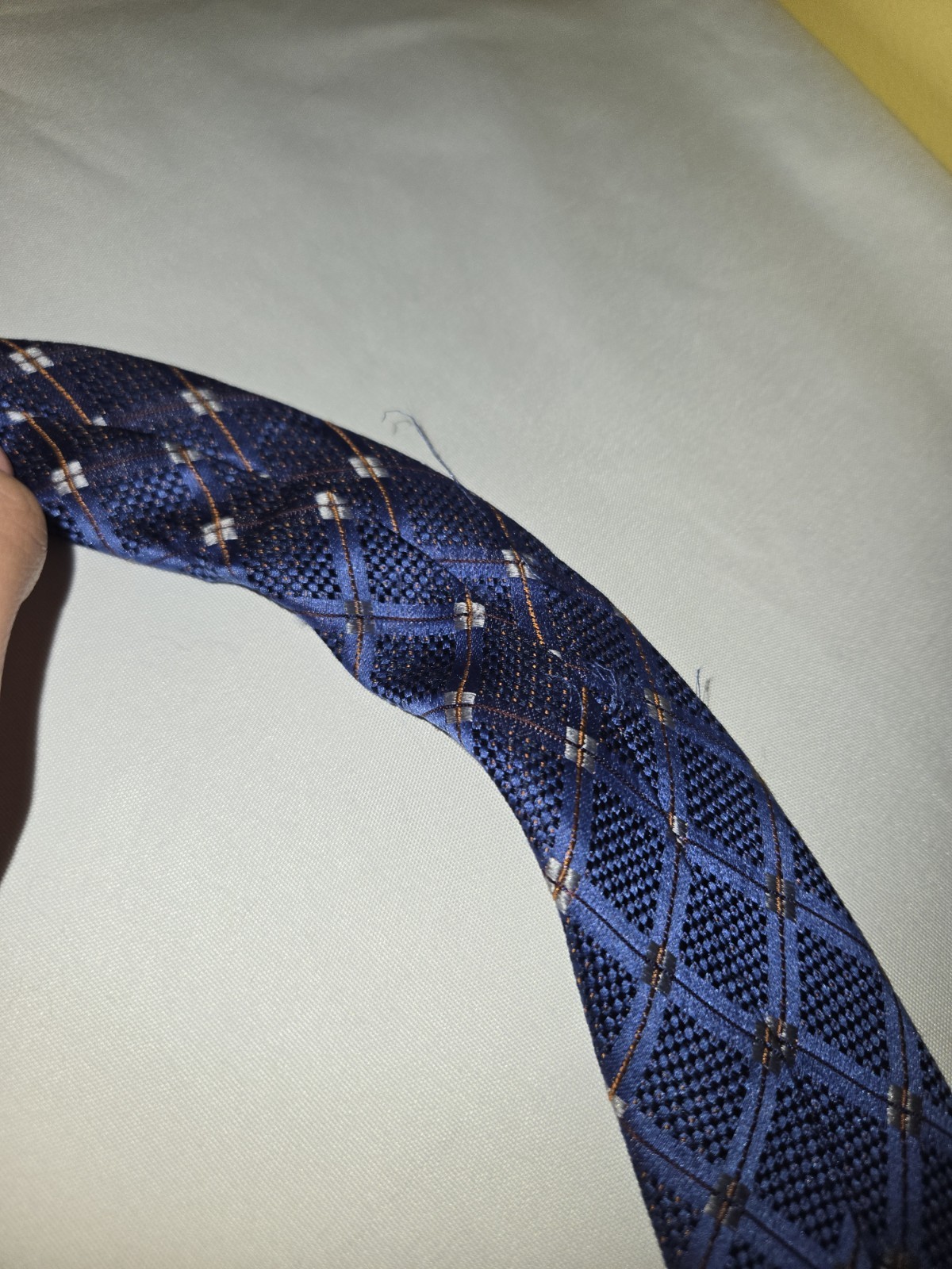 Robert Graham Men’s Blue Plaids & Checks Pattern Pointed Necktie Tie
