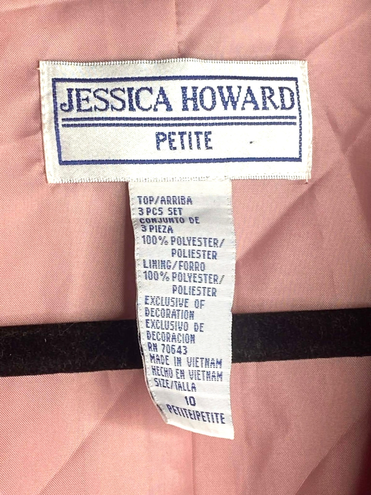 Vintage Womens Jessica Howard Blazer Size 10P pink front clasp rhinestone ruched