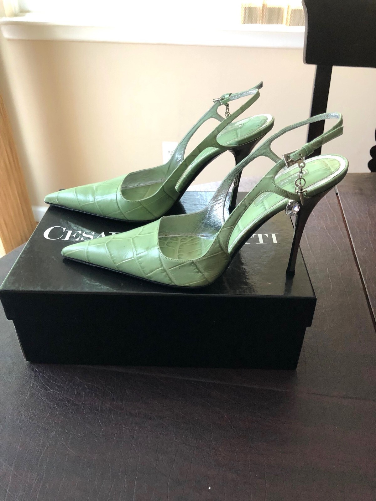 Rare and Unique Cesare Paciotti Dagger Charms Green Stiletto Hills Size 39 US 9