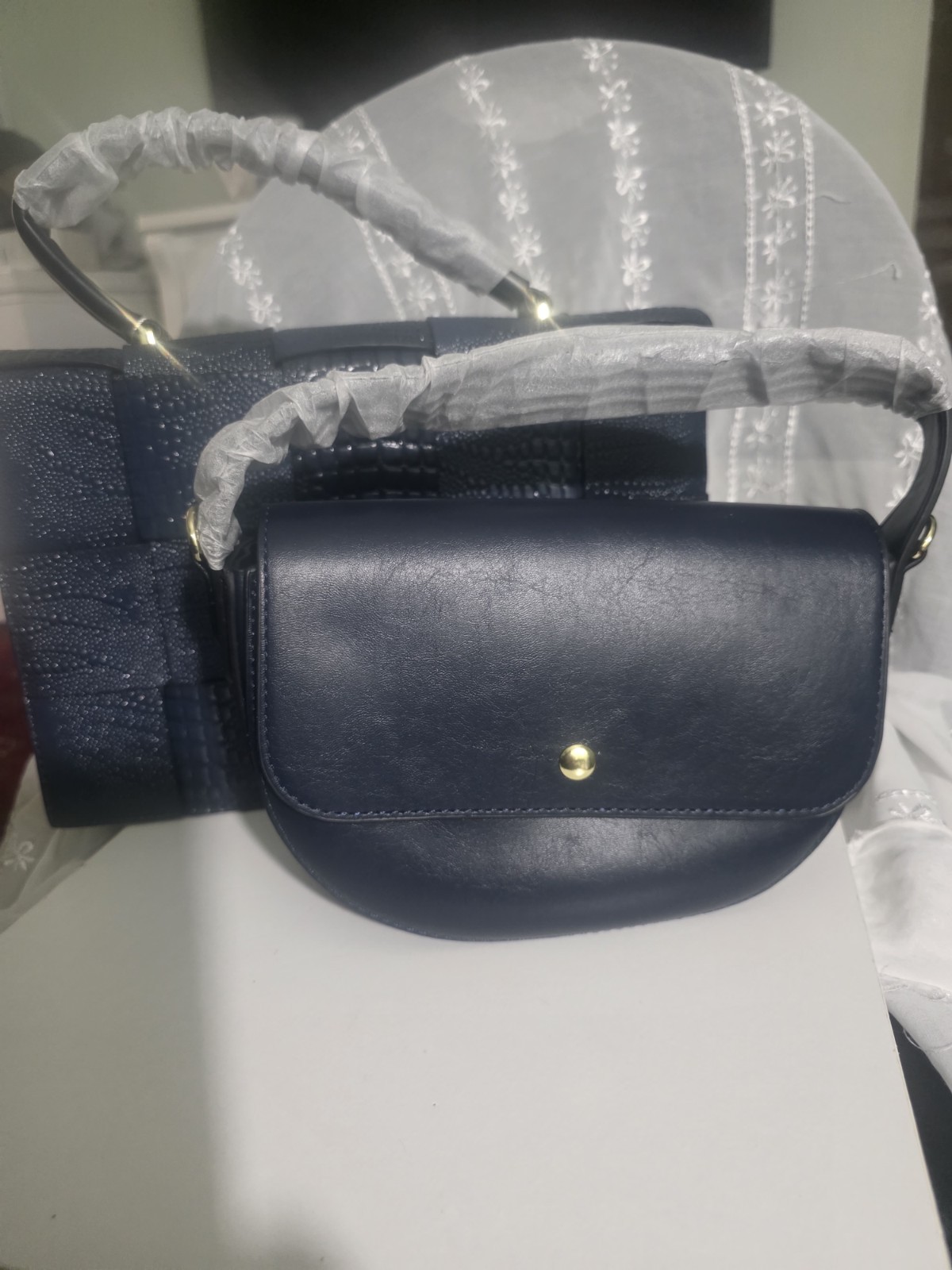 Women’s Navy Crocodile 2-Piece Top Handle Satchel Set Gold HW Detach Strap Zip
