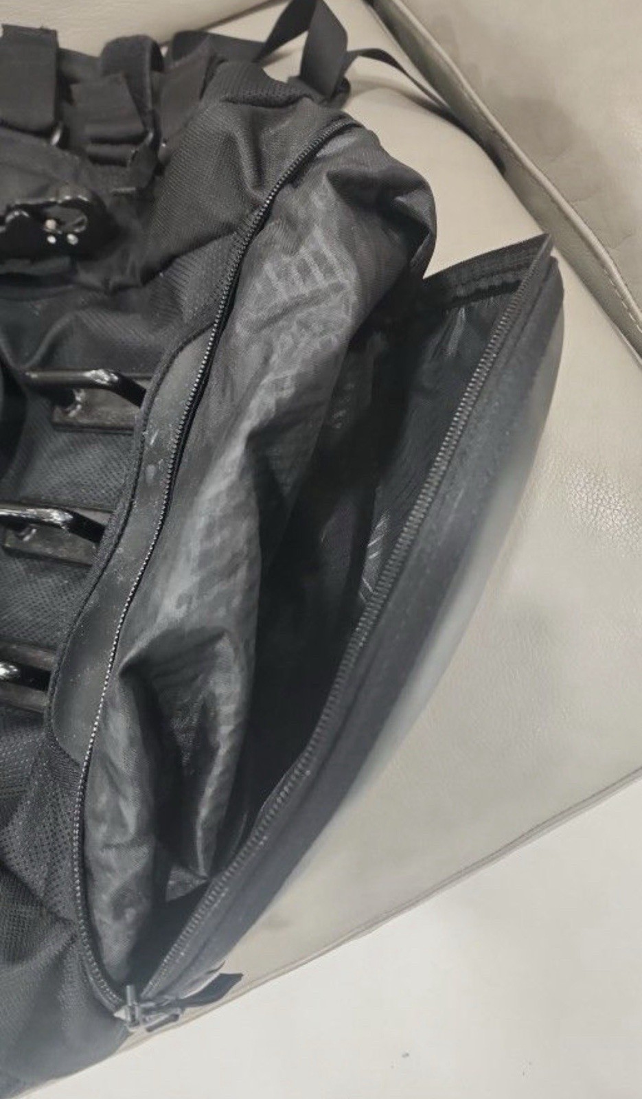 Kitchen Sink Oakley Tactical Backpack All Black Adjustable MPN 20_S1242