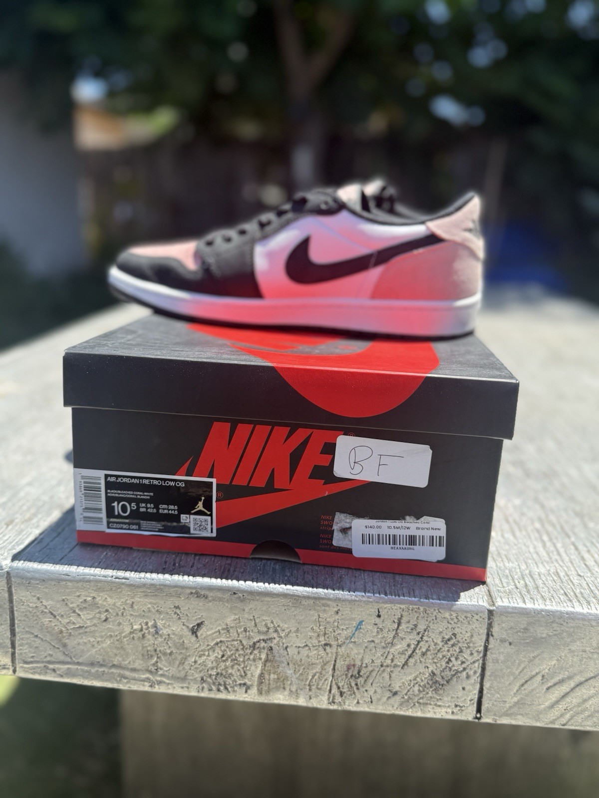 Jordan 1 Low Bleached Coral Size 10.5m