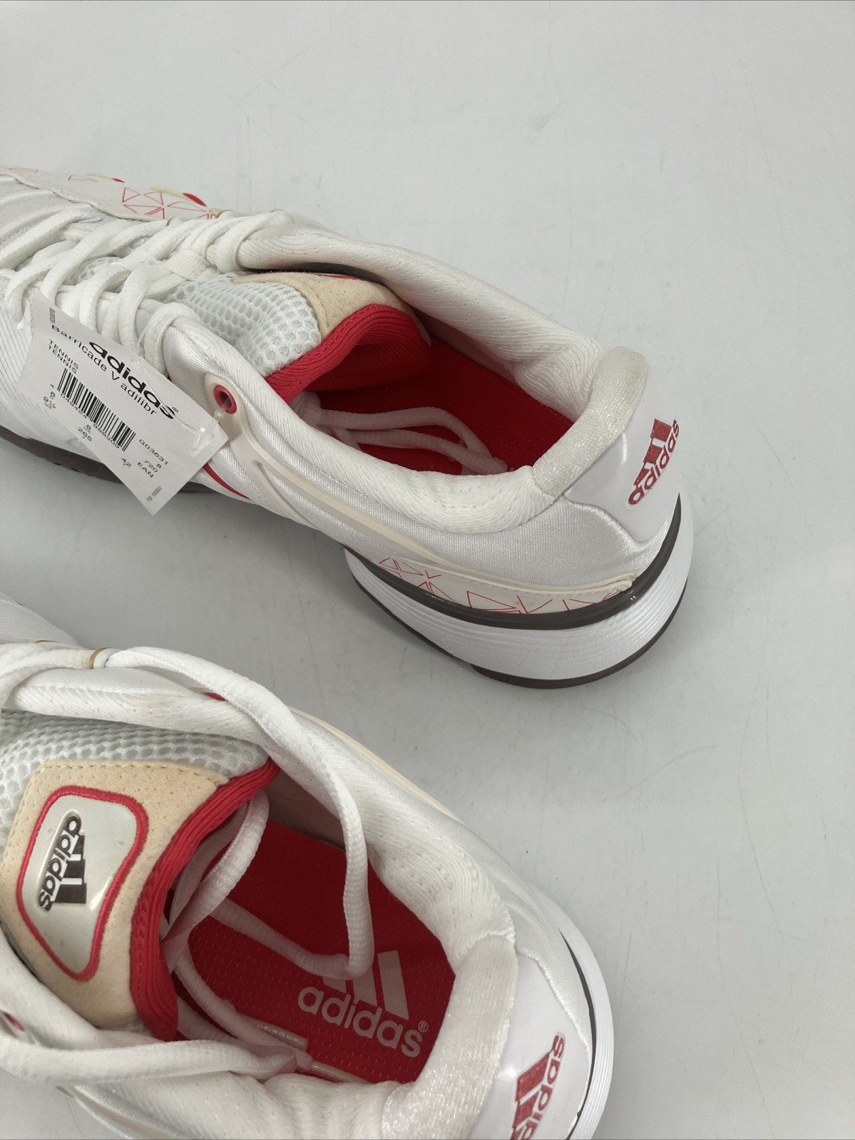 Size 9.5 WOMENS ADIDAS BARRICADE V TENNIS PICKLEBALL SNEAKERS SHOES G03631