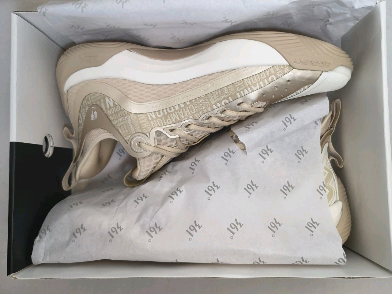 361 Zen Energy-X Gold/Beige/White Basketball Shoes ZEN VI/6 in Size 11 Men’s 11m