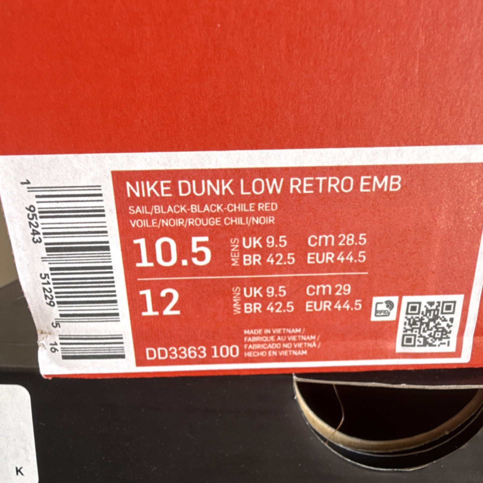 Nike Dunk Low Retro EMB Sail Black Chile Red 75th Anniversary Bulls DD3363-100