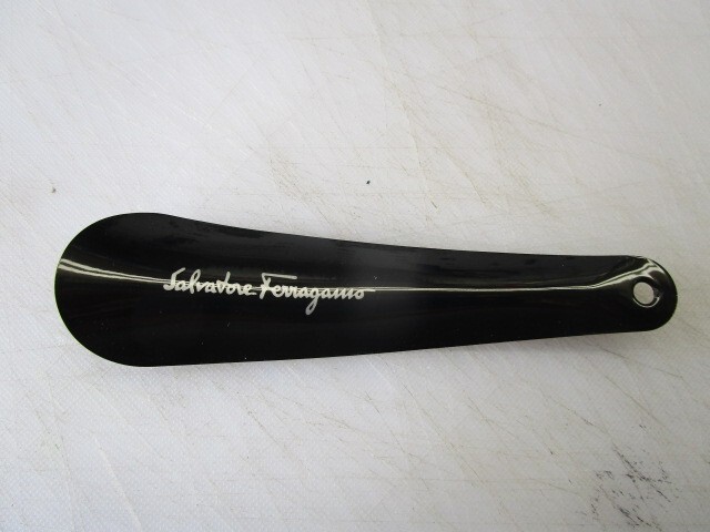 2 PCS. Salvatore Ferragamo Genuine Authentic GLOSS BLACK Shoehorns FREE SHIPPING