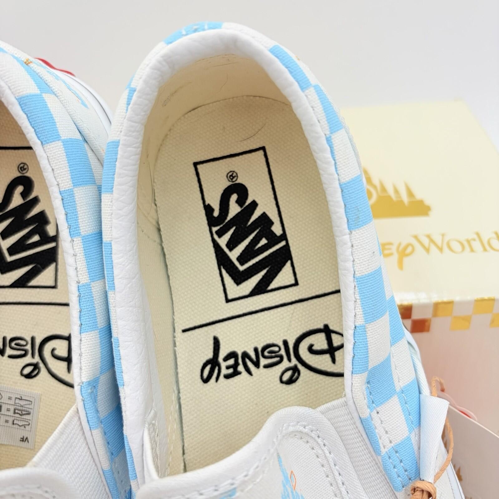 VANS x DISNEY 50TH ANNIVERSARY Mickey Mouse Walt Disney World Slip-On M 6 W 7.5