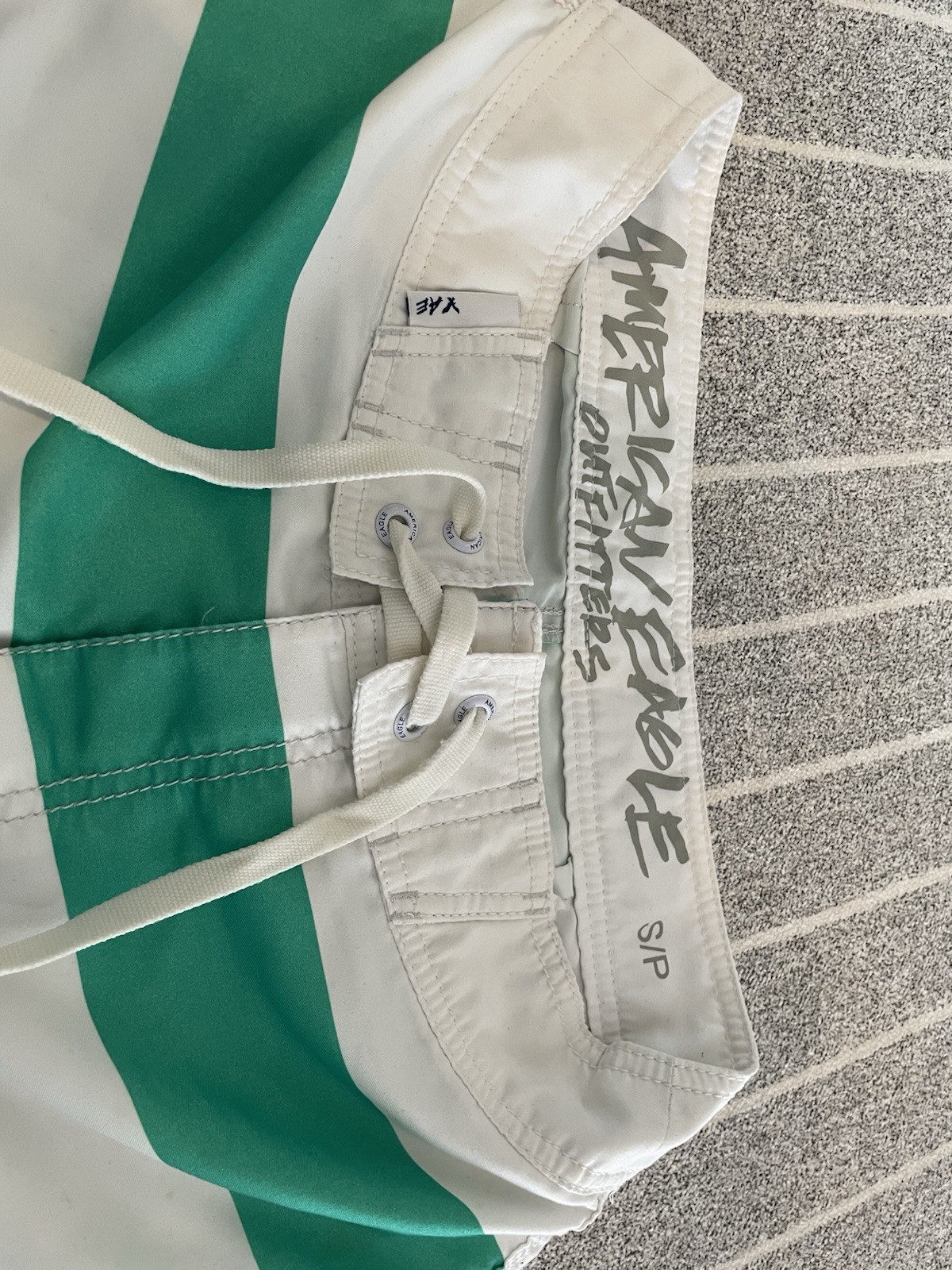 Green And White Striped American Eagle Cargo Swim Trunks Size Small