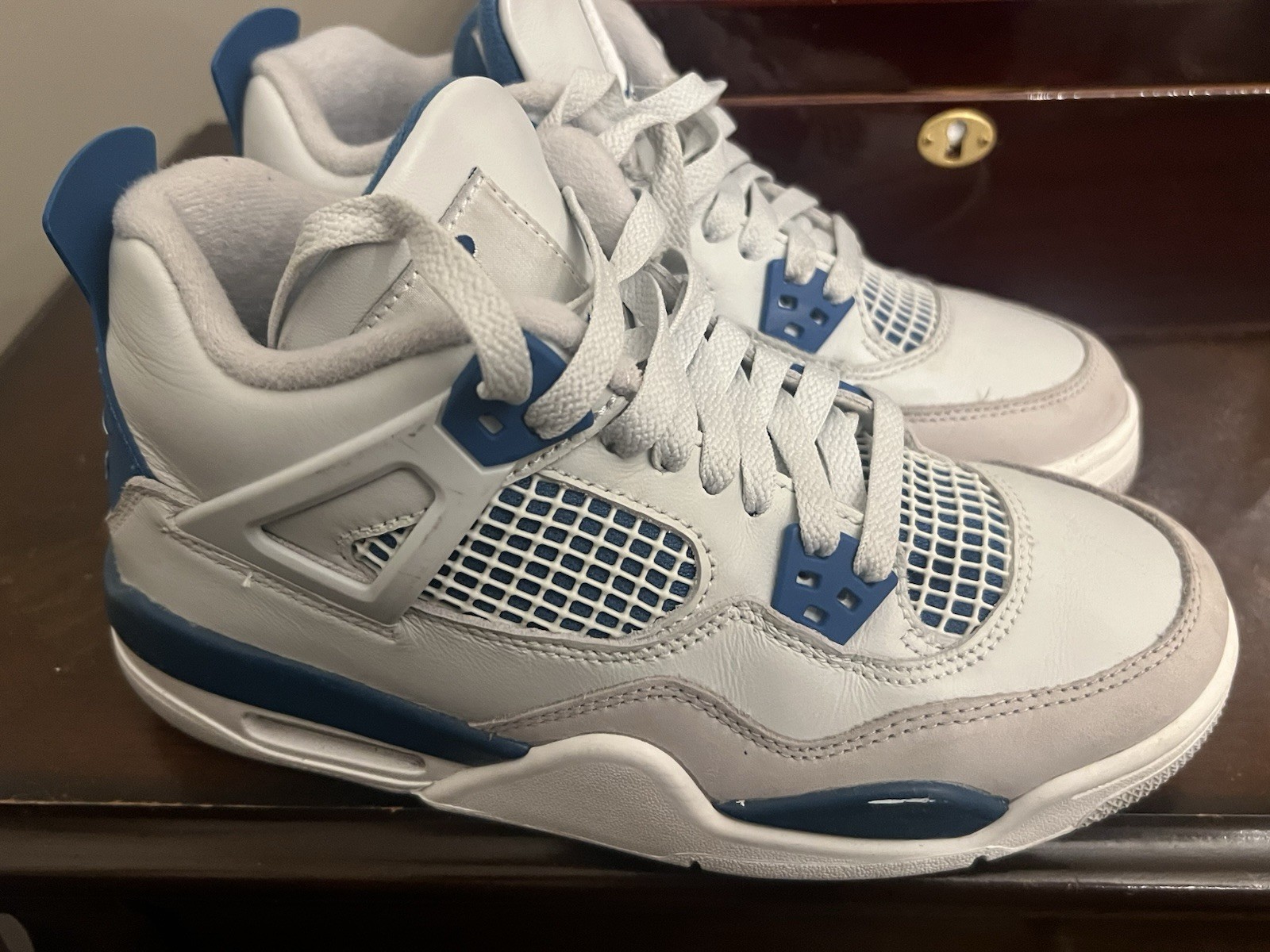 Size 5.5y Air Jordan 4 Retro 2024 Military Blue