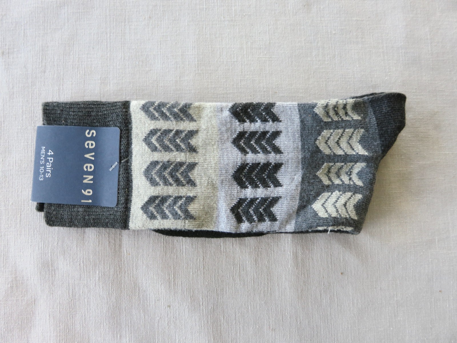 Seven91 Men’s Crew Socks, Black and Grey Pattern, Men’s 10-13, New