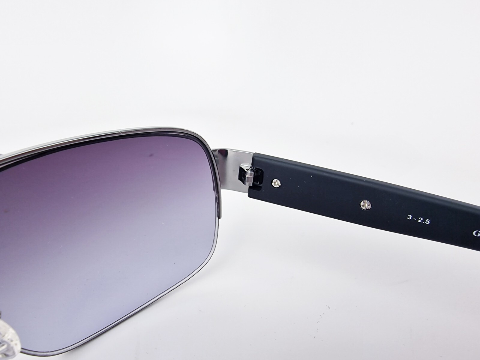 Guess Men’s Aviators Sunglasses GU6831-GUN-35 Gunmetal Gray UV Protection New