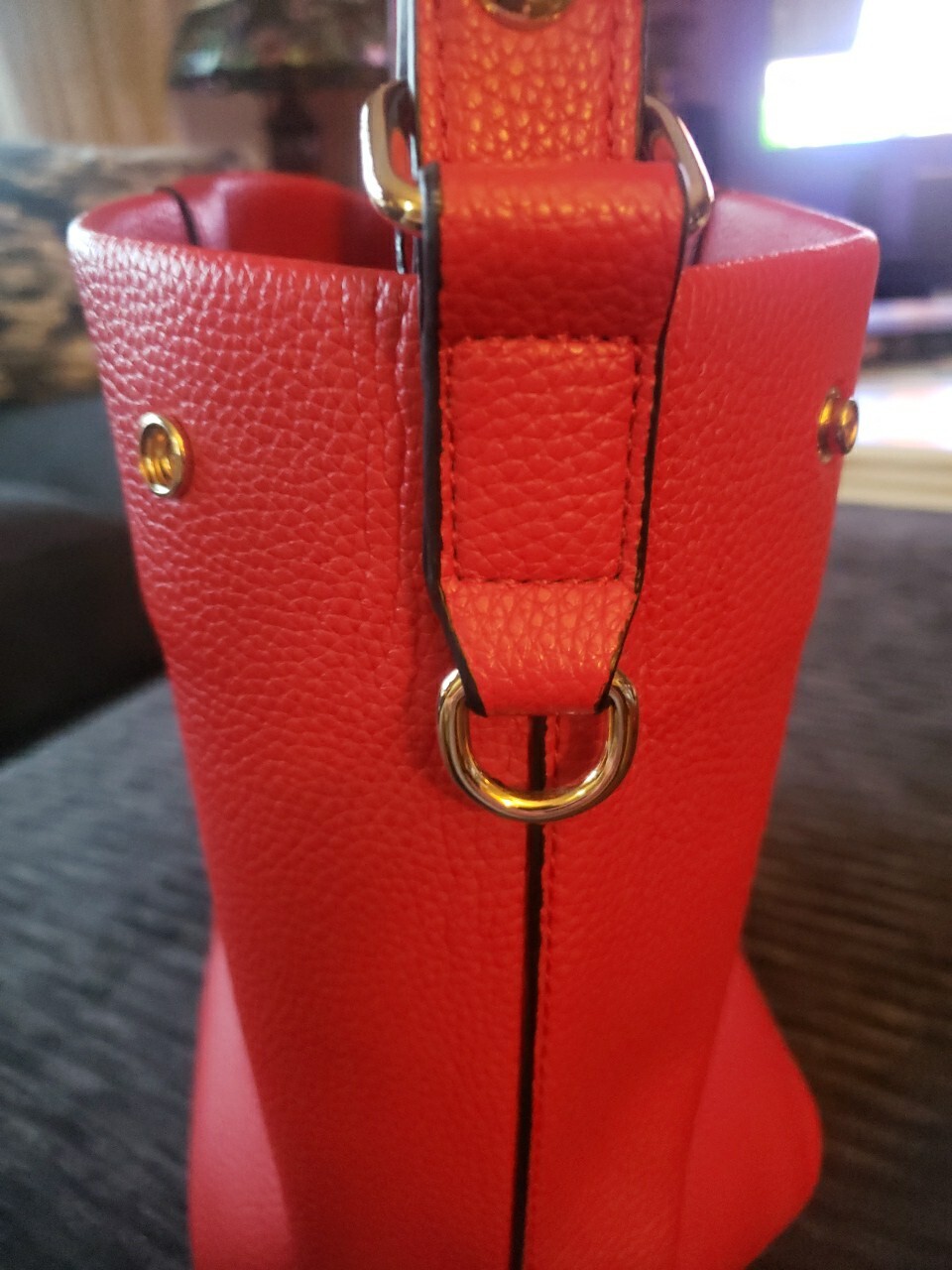 Joy SUSAN 100% Vegan Leather Hobo / Satchel Womens Purse NWOT Red
