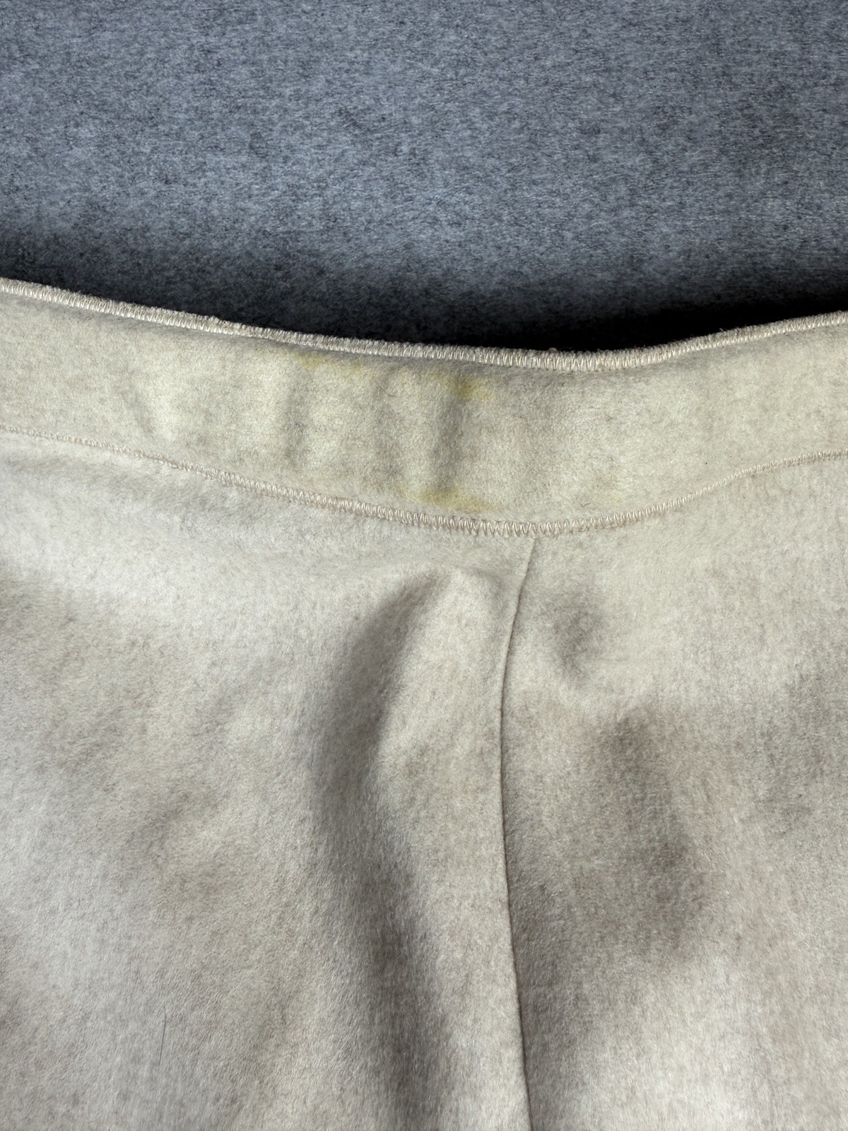 Vintage Gucci Cashmere Wool Beige Leather Buckle Women’s Dress Pants Size IT 46