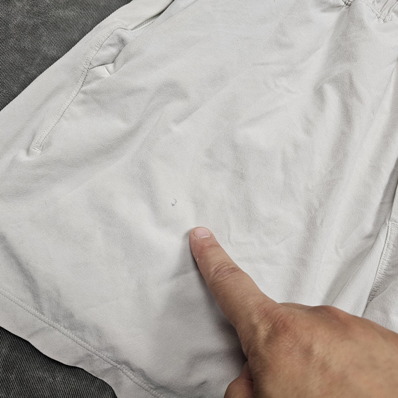Lululemon Shorts Mens Large Cream 6in Inseam Unlined Running Pace Breaker Gym