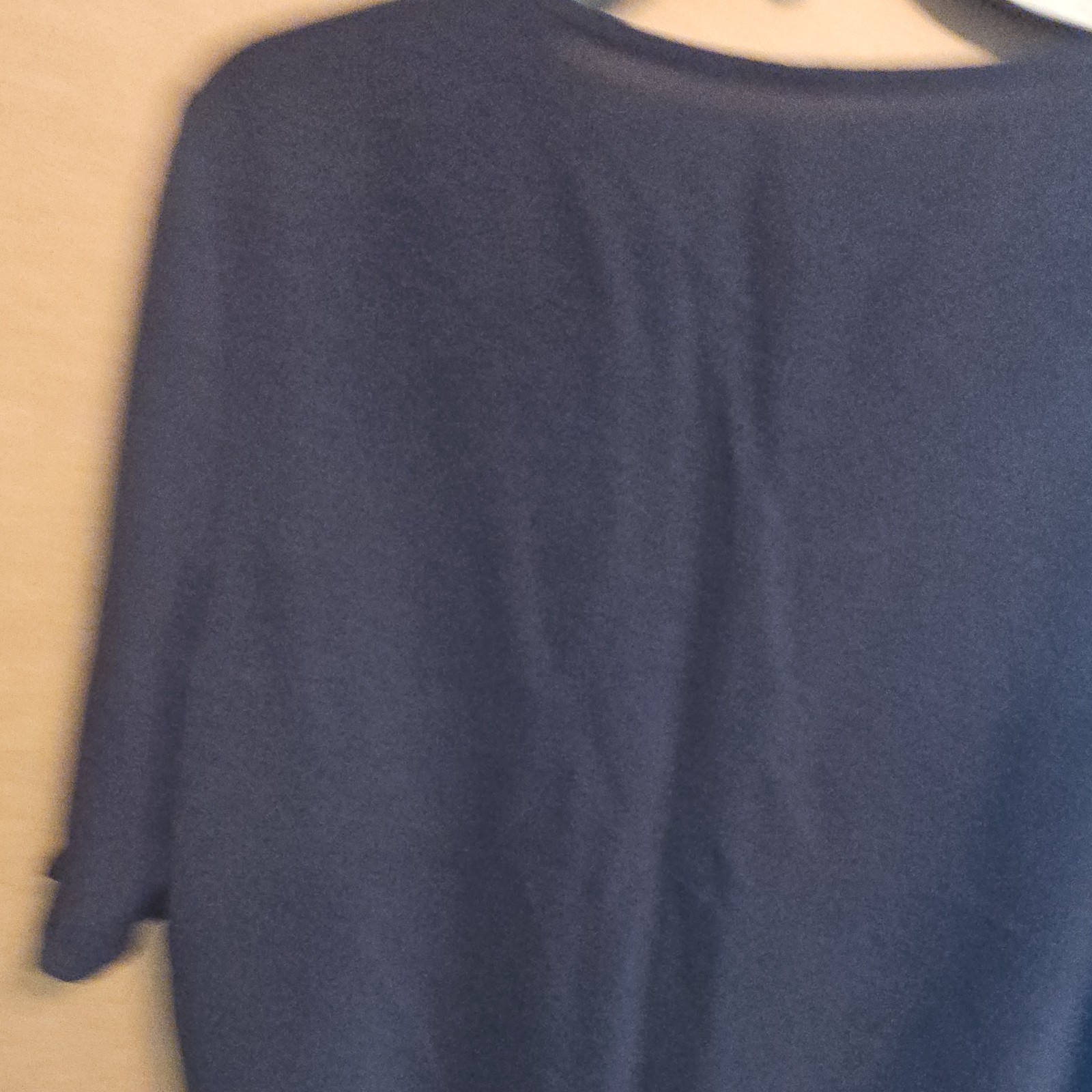 Women’s Black Solid V-Neck Button Front Ruffle Sleeve Woven Blouse Size XL