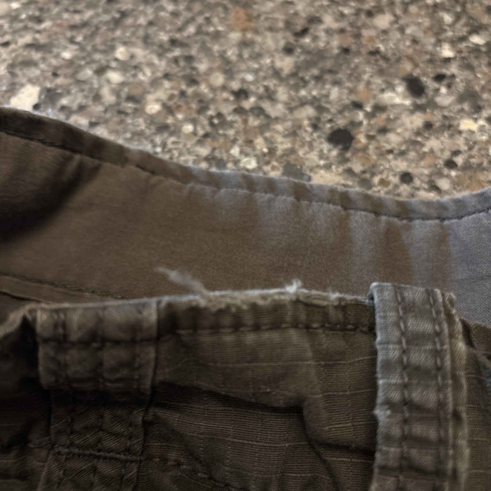 American Eagle Classic Length Army Green Cargo Shorts Size 36 RipStop 11” Inseam