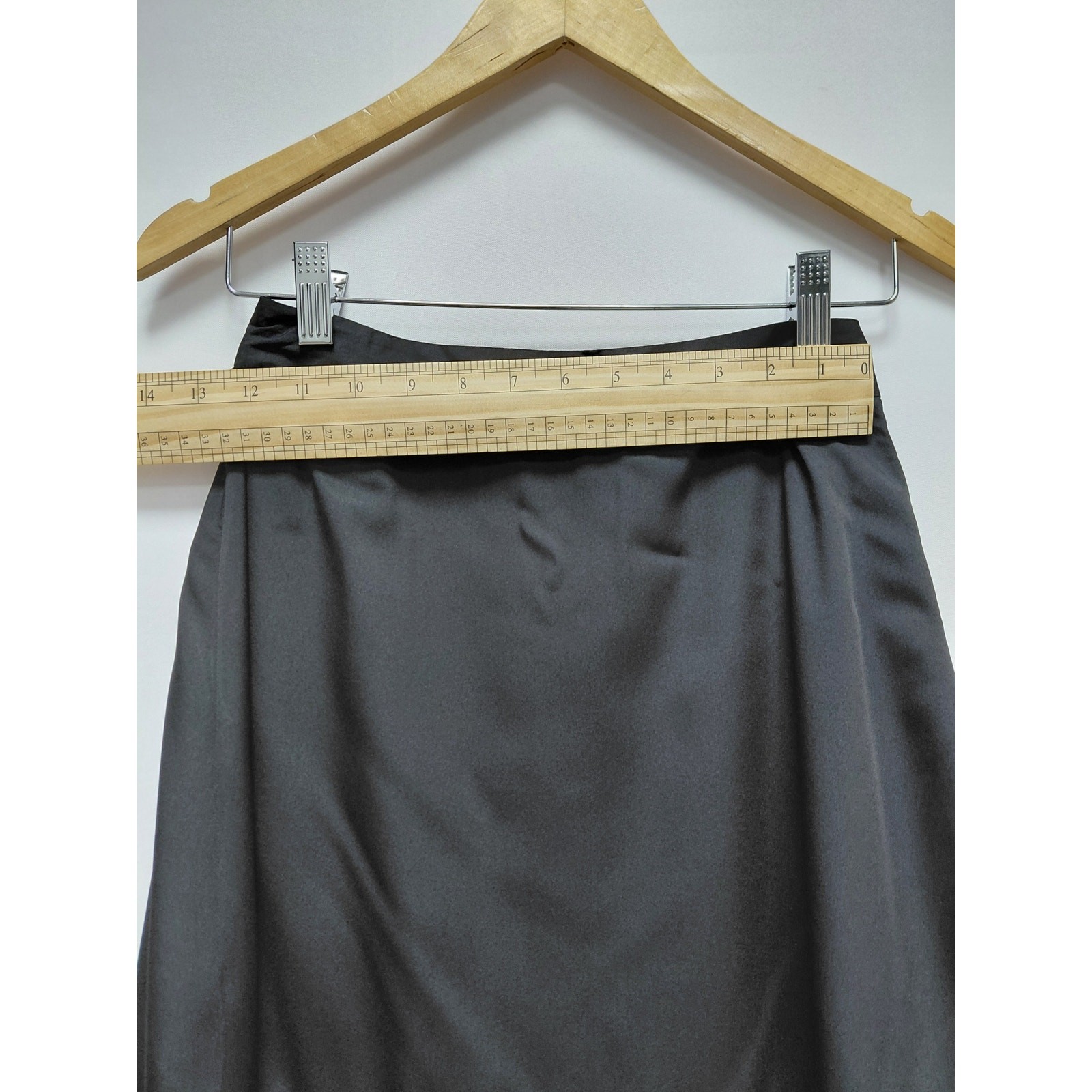 NA-KD Ruffle Hem Skirt Black Solid Lightweight Size 36