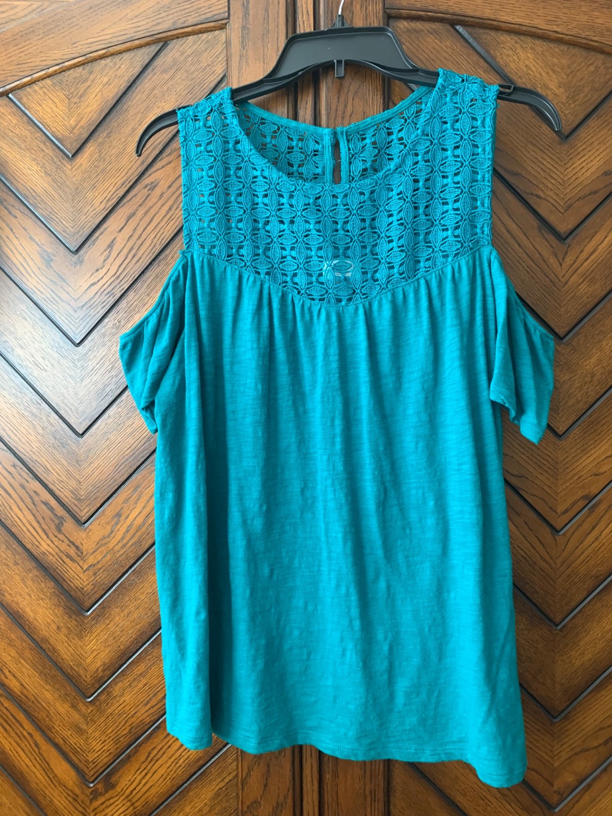 Old navy teal green cold shoulder lace top size large