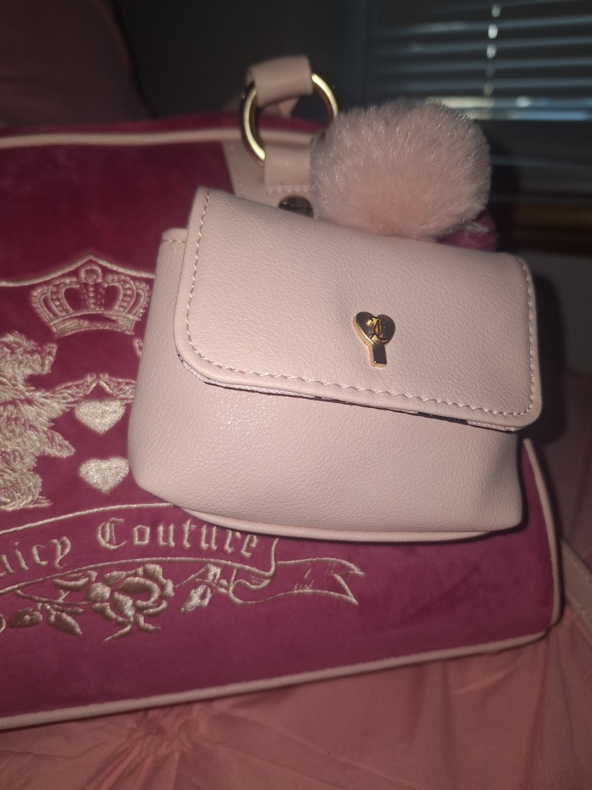 Raspberry Tart new Love Chapter Satchel