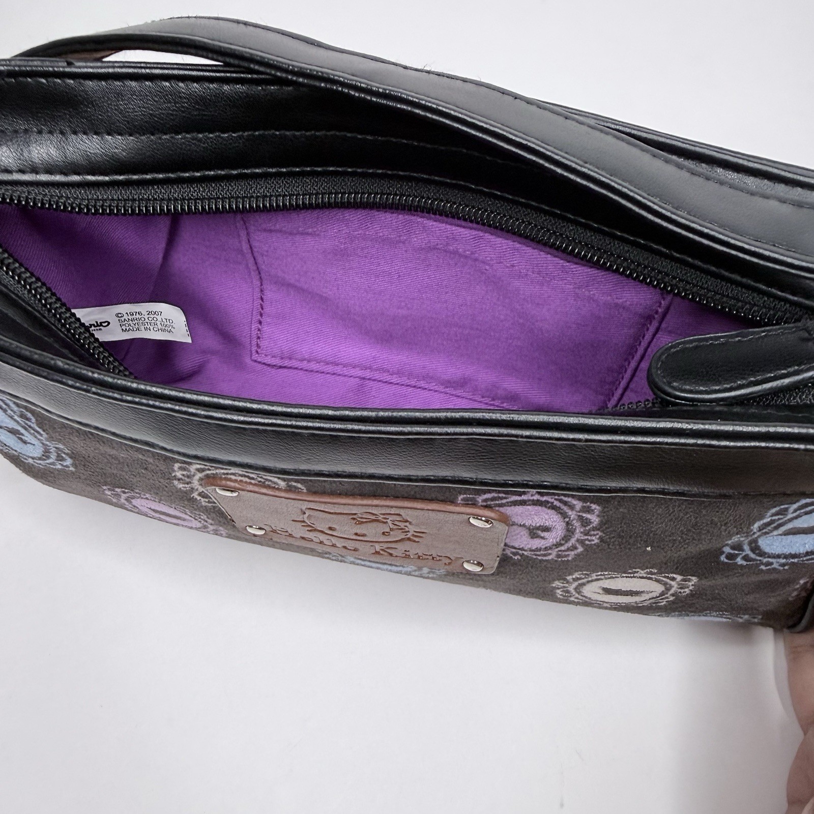 2007 Hello Kitty Small Shoulder Tea Party Pattern Bag with Purple Lining