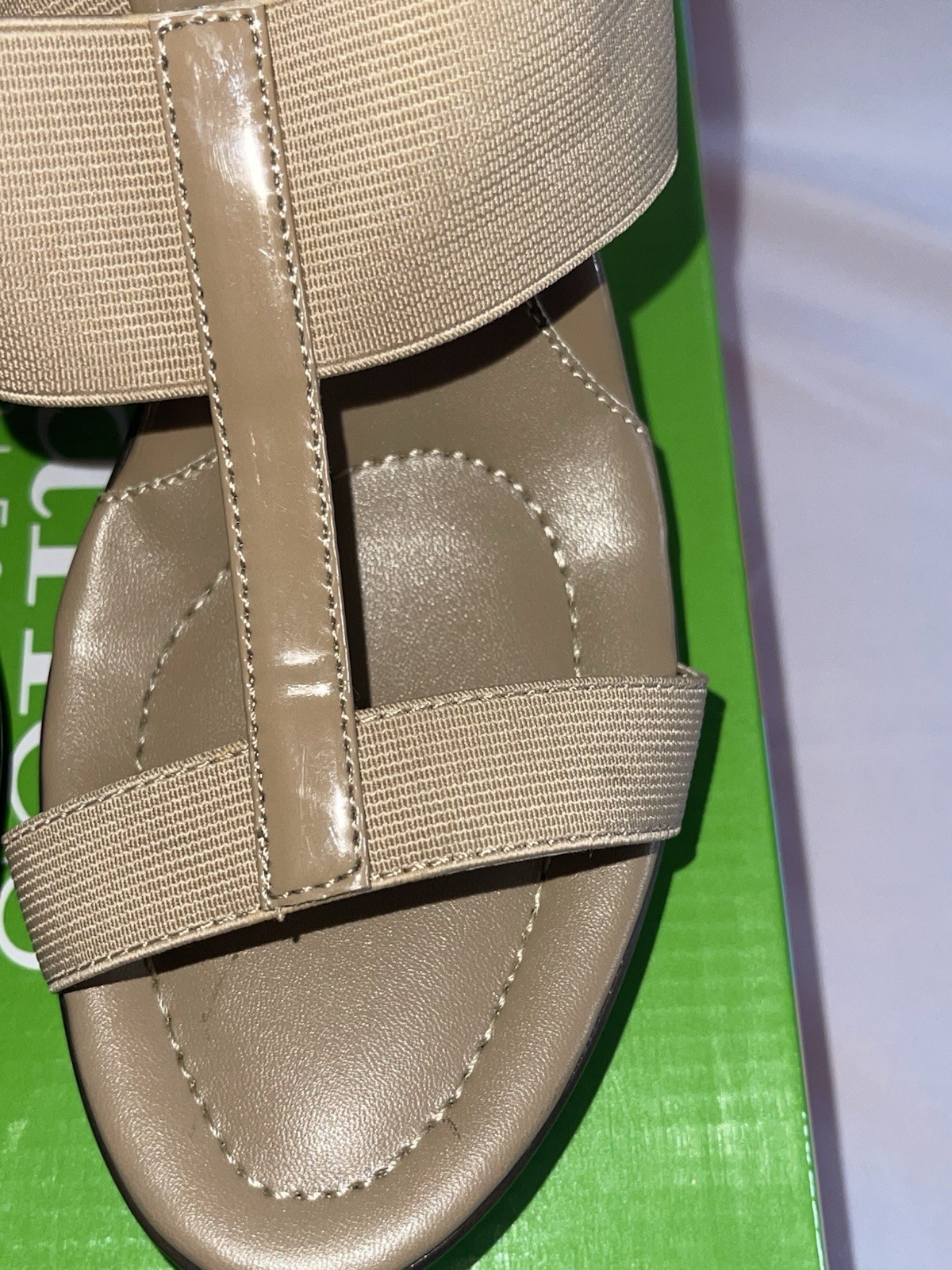 Charles by Charles David Women’s Camel Stretch T-Strap Wedge Sandals 7.5 M