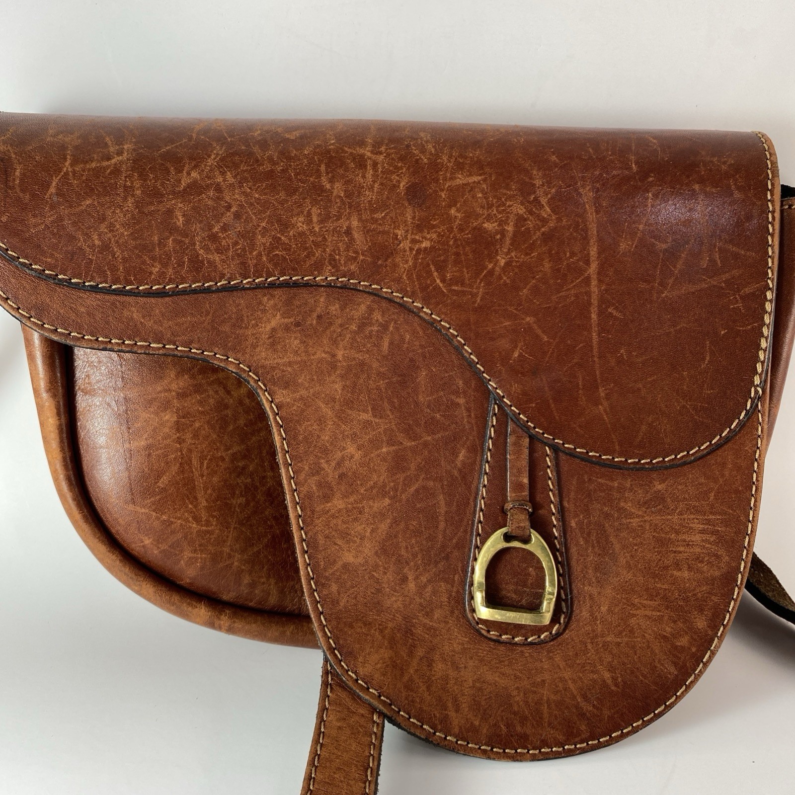 Talabarteria Mattaldi Leather Shoulder Bag 11 In Wide Approx 7 In Depth
