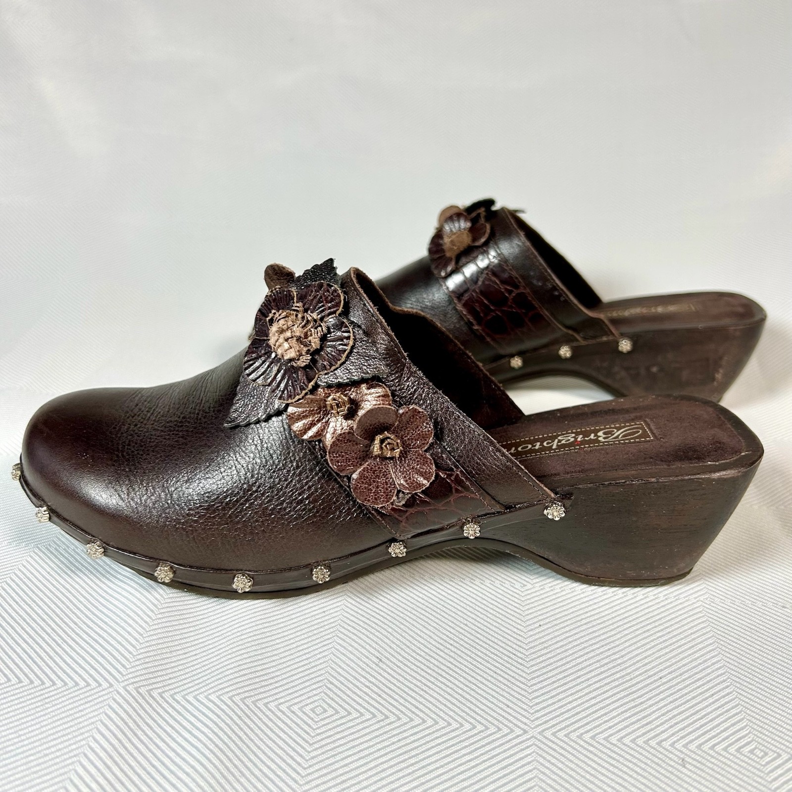 Brighton Dutch Clogs US 8.5 EU 39 Leather Mules Studded 3D Flower Brown READ