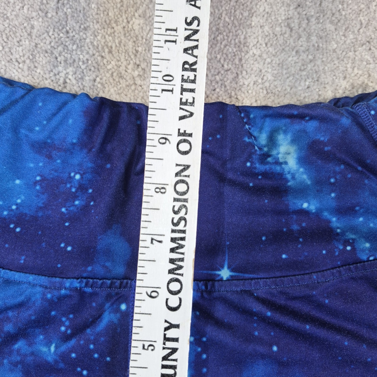 Neon Sweets Womens XLARGE Blue Galaxy Active Capri Legging Pockets Mid Rise Yoga