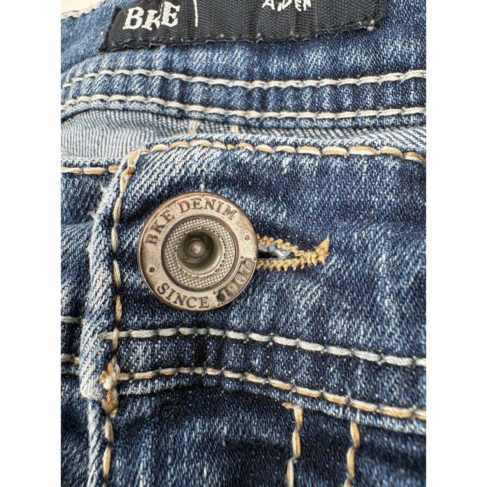 BKE Aiden Jeans Mens 29×30 Straight Leg Blue Medium Wash Heavy Stitching