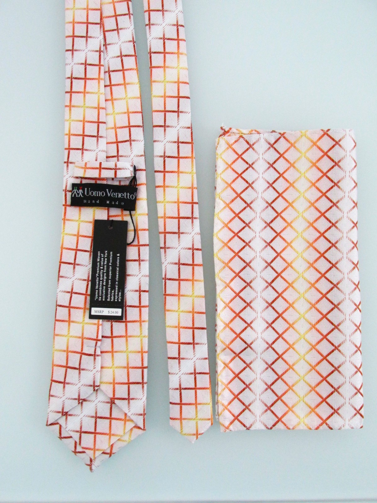 Uomo Venetto (NWT) Men’s Tie & Pocket Square Set